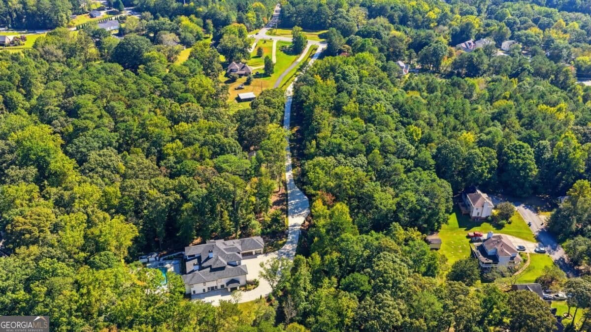 5 bedroom, 6 bathroom, 10,231 sq ft single family residence for sale at 123 Russell Road, Lawrenceville, GA 30043 — photo 3