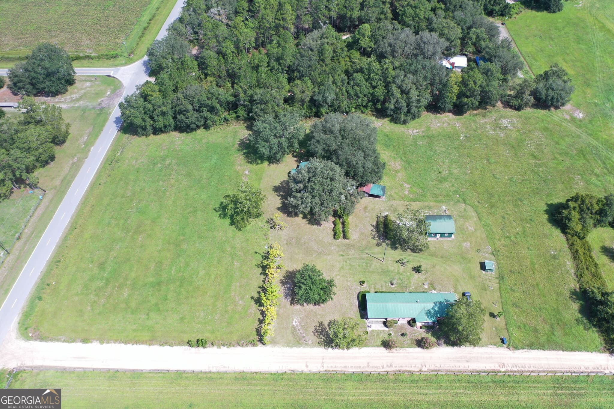 3 bedroom, 2 bathroom, 1,518 sq ft single family residence for sale at 73 Morrison Lane, Folkston, GA 31537 — photo 2