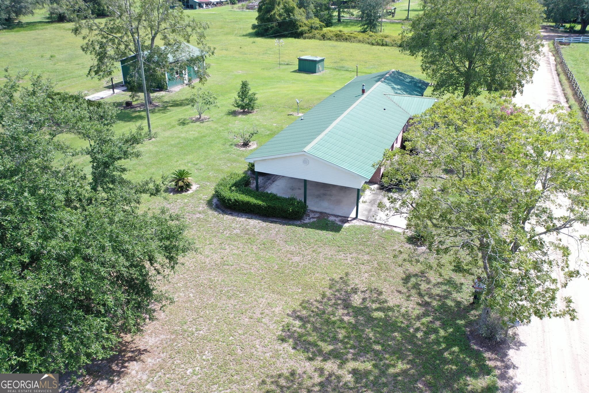 3 bedroom, 2 bathroom, 1,518 sq ft single family residence for sale at 73 Morrison Lane, Folkston, GA 31537 — photo 7