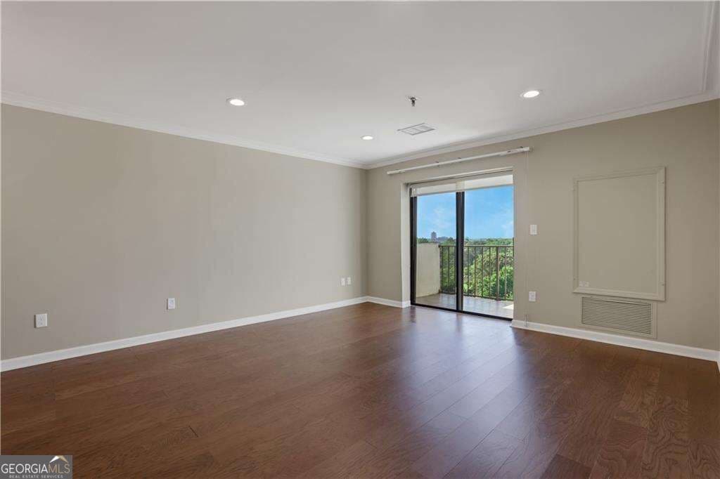 1 bedroom, 1 bathroom, 760 sq ft condominium for rent at 300 Johnson Ferry Road B902, Atlanta, GA 30328 for $2,458 a month — photo 3
