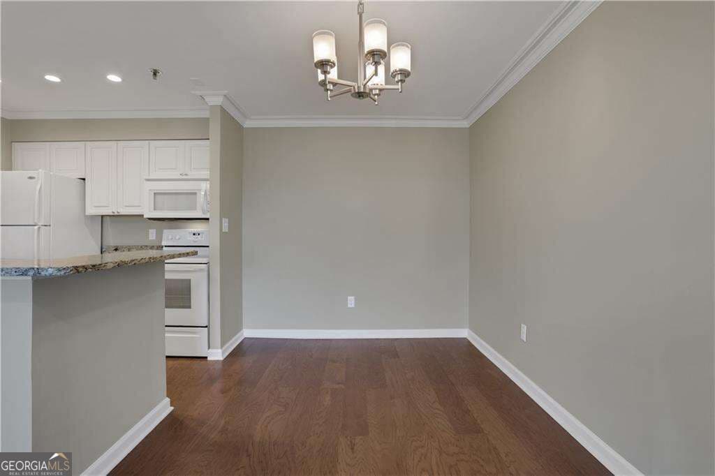 1 bedroom, 1 bathroom, 760 sq ft condominium for rent at 300 Johnson Ferry Road B902, Atlanta, GA 30328 for $2,458 a month — photo 9