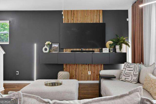 4 bedroom, 2.5 bathroom, 2,449 sq ft single family residence for rent at 1253 Richmond Court, Atlanta, GA 30354 for $2,900 a month — photo 5