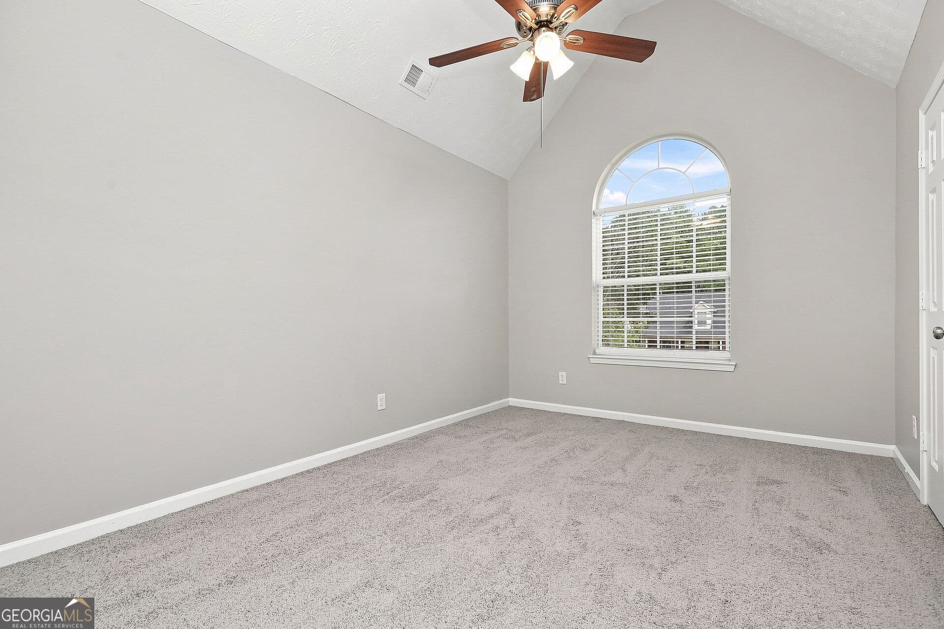 4 bedroom, 2.5 bathroom, 2,826 sq ft single family residence for sale at 228 Biltmore Way, Stockbridge, GA 30281 — photo 8