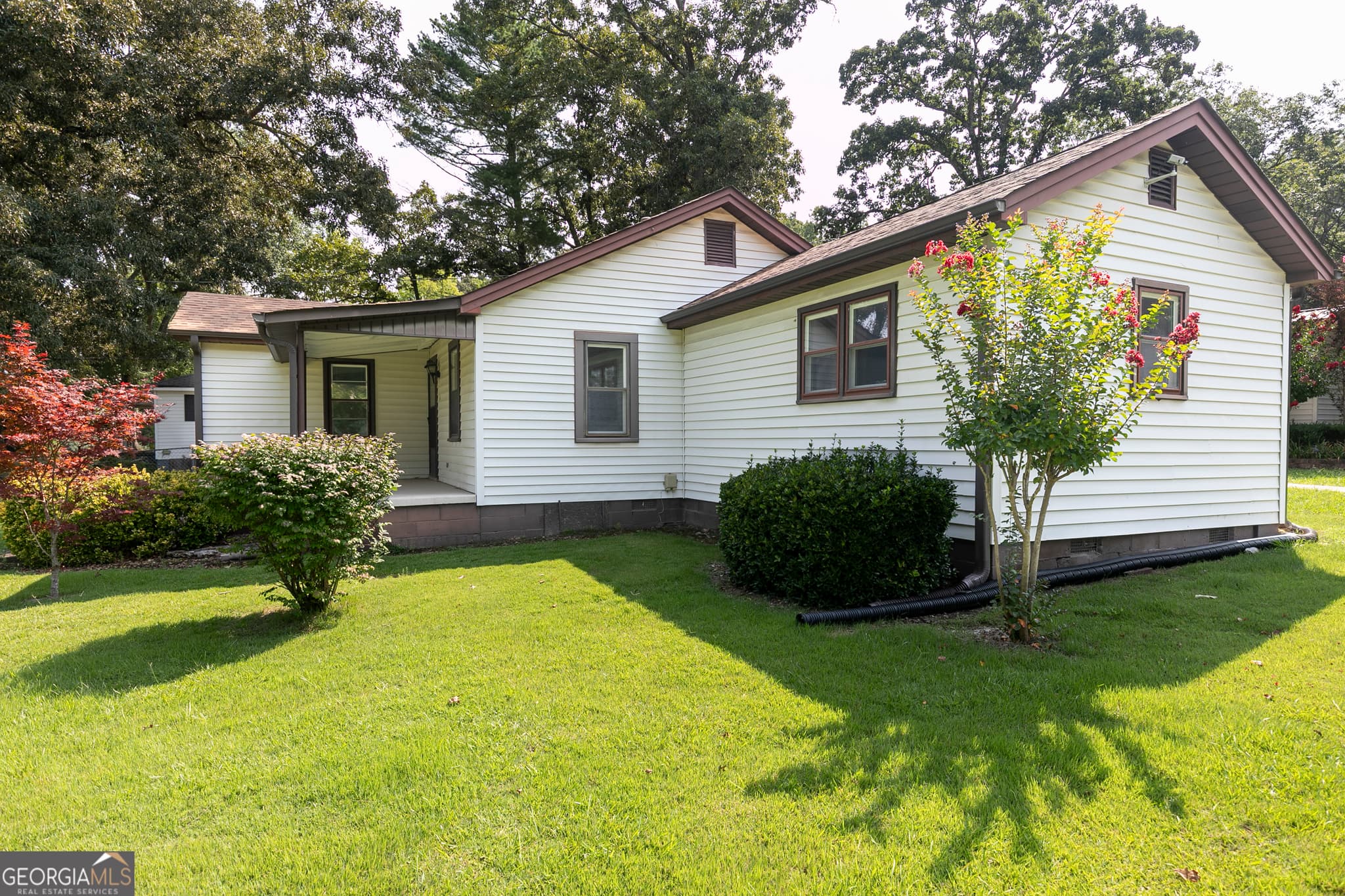 2 bedroom, 1 bathroom, 1,022 sq ft single family residence for sale at 3186 Highway 411, White, GA 30184 — photo 5