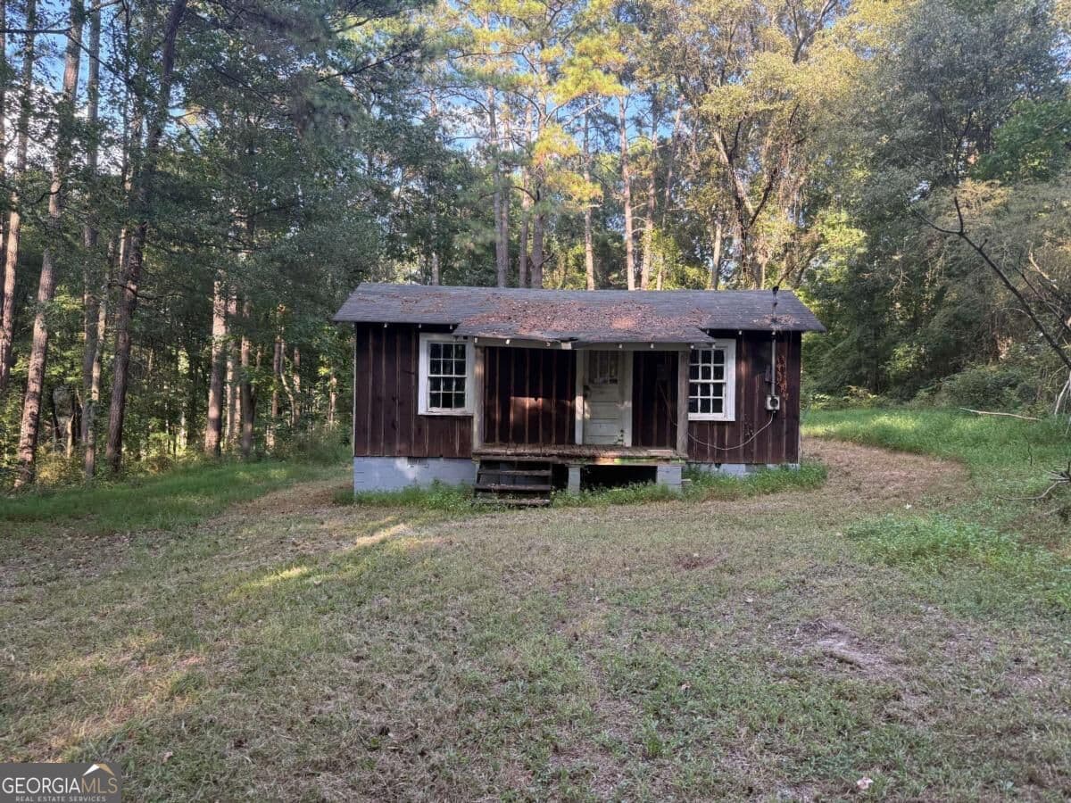 1 bedroom, 1 bathroom, 609 sq ft single family residence for sale at 88 Grogan Hill Road, Silver Creek, GA 30173 — photo 1 of 3