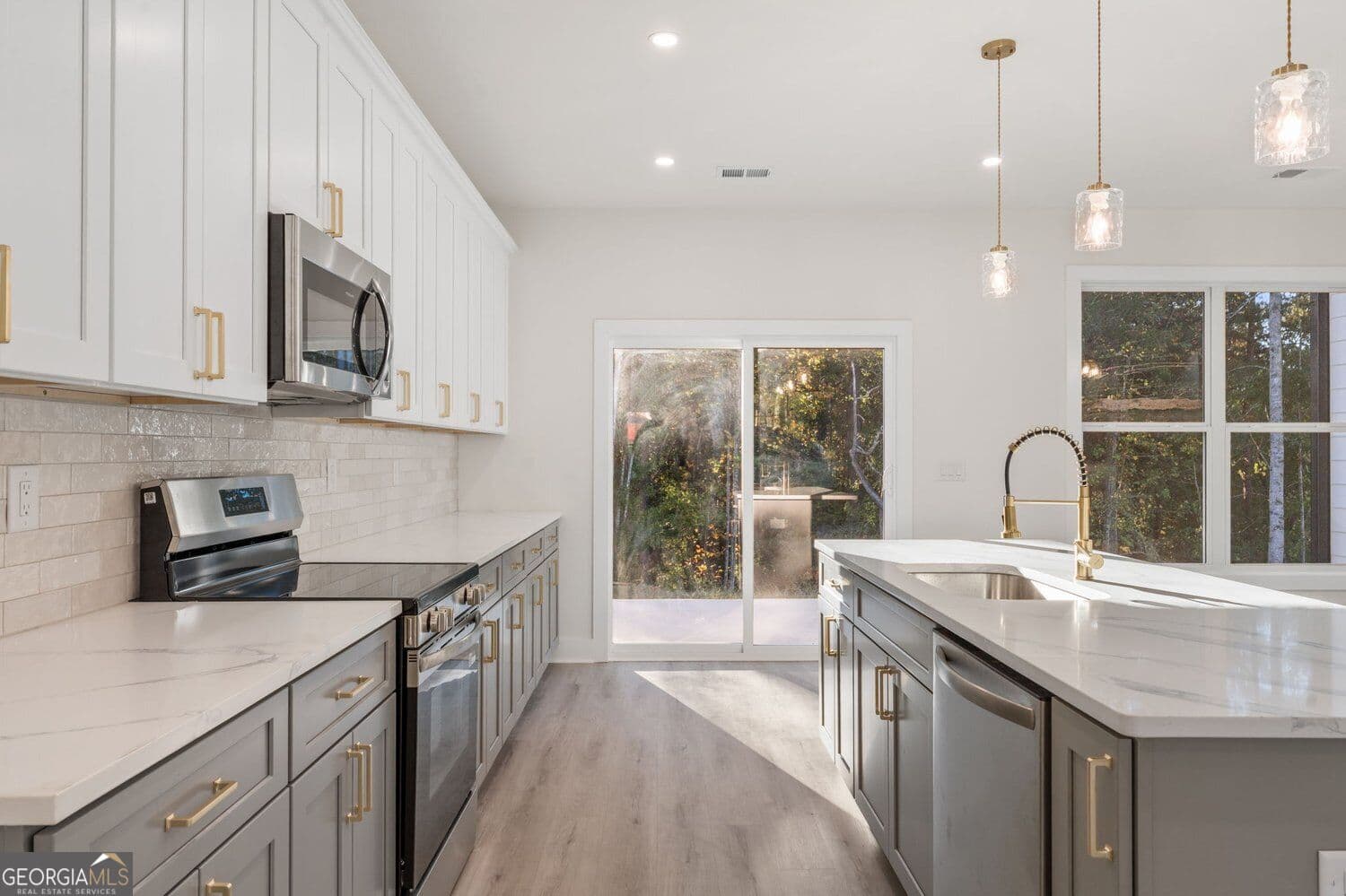 4 bedroom, 2.5 bathroom, 2,184 sq ft single family residence for sale at 243 Cassidy Trail, Douglasville, GA 30134 — photo 8