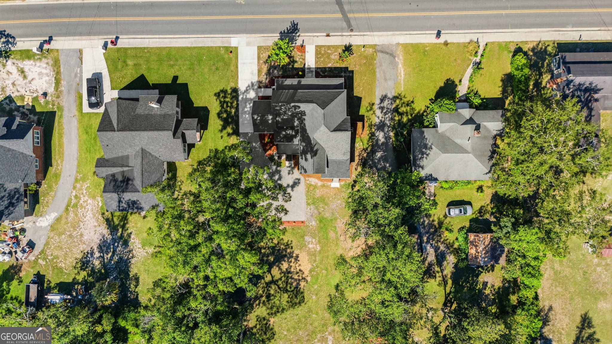 4 bedroom, 3 bathroom, 1,830 sq ft single family residence for sale at 204 Fair Street, Baxley, GA 31513 — photo 8