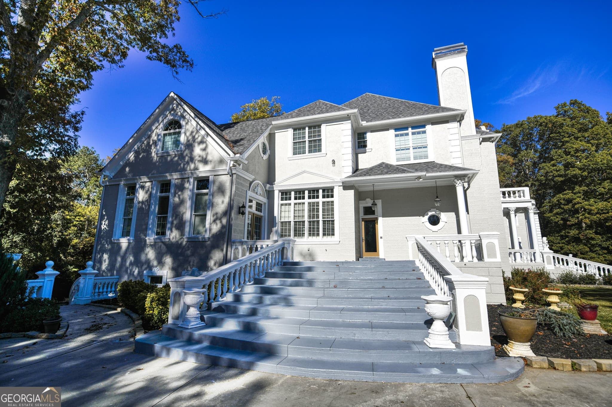 12 bedroom, 14 bathroom, 10,711 sq ft single family residence for sale at 6020 Riverside Drive, Sandy Springs, GA 30328 — photo 4