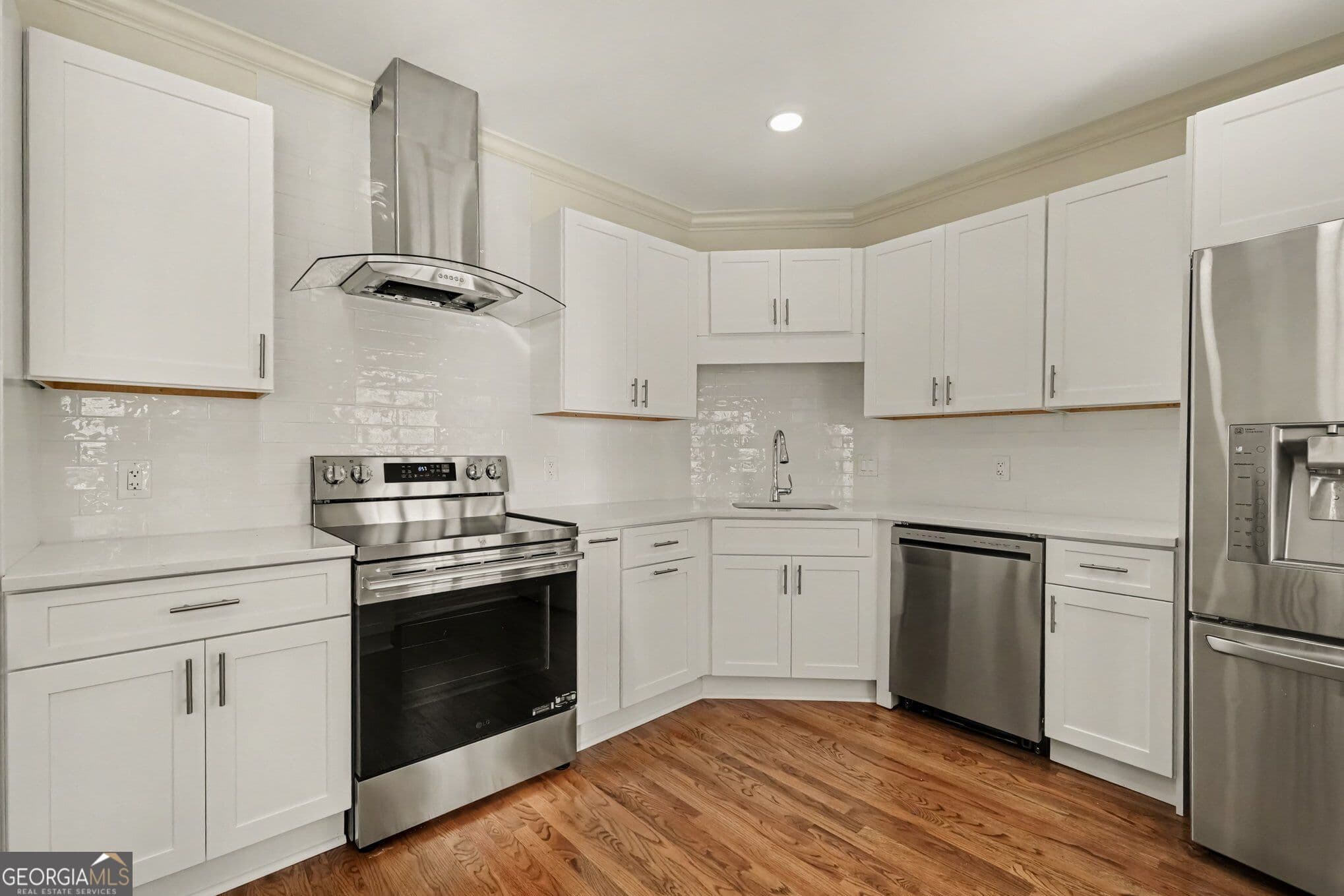 3 bedroom, 3.5 bathroom, 3,125 sq ft townhouse for sale at 3685 Peachtree Road 16, Atlanta, GA 30319 — photo 4