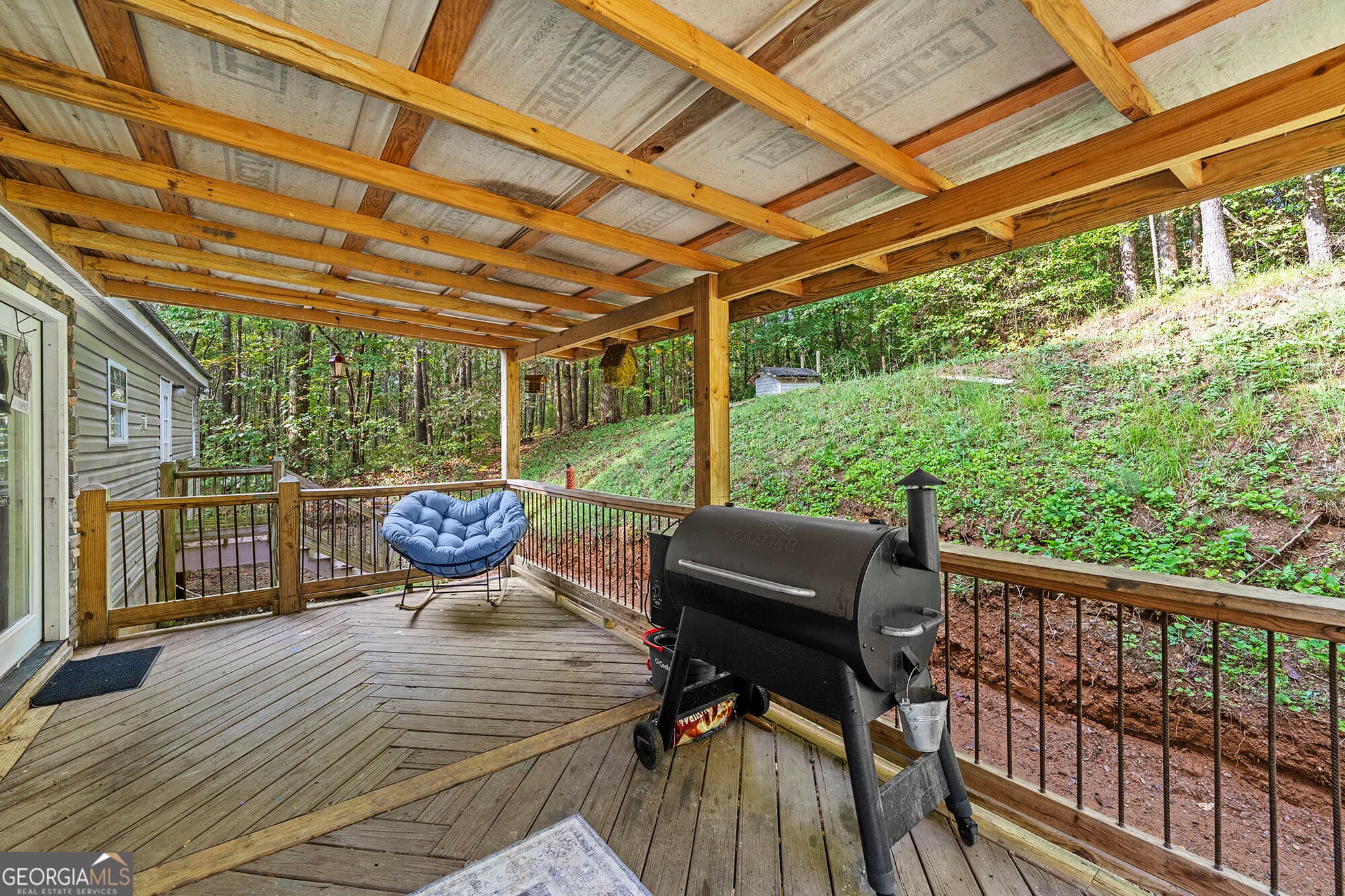 3 bedroom, 2 bathroom manufactured home,single family residence for sale at 199 Moores Gin Road, Fairmount, GA 30139 — photo 8
