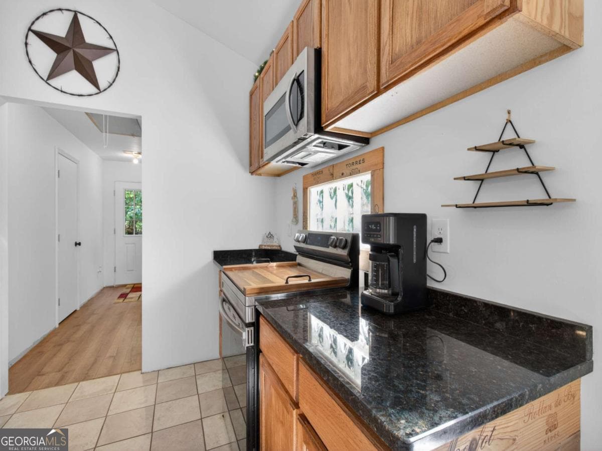 2 bedroom, 1 bathroom, 1,584 sq ft single family residence for sale at 924 Fred Ash Road, Dahlonega, GA 30533 — photo 10