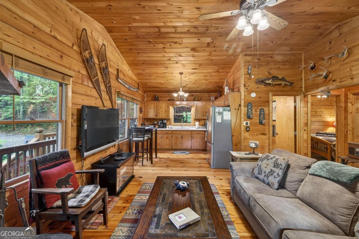 2 bedroom, 1 bathroom, 672 sq ft cabin,single family residence for sale at 203 Mountain View Drive, Cherry Log, GA 30522 — photo 5