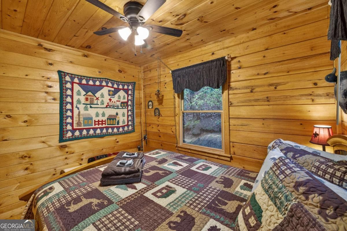 2 bedroom, 1 bathroom, 672 sq ft cabin,single family residence for sale at 203 Mountain View Drive, Cherry Log, GA 30522 — photo 9