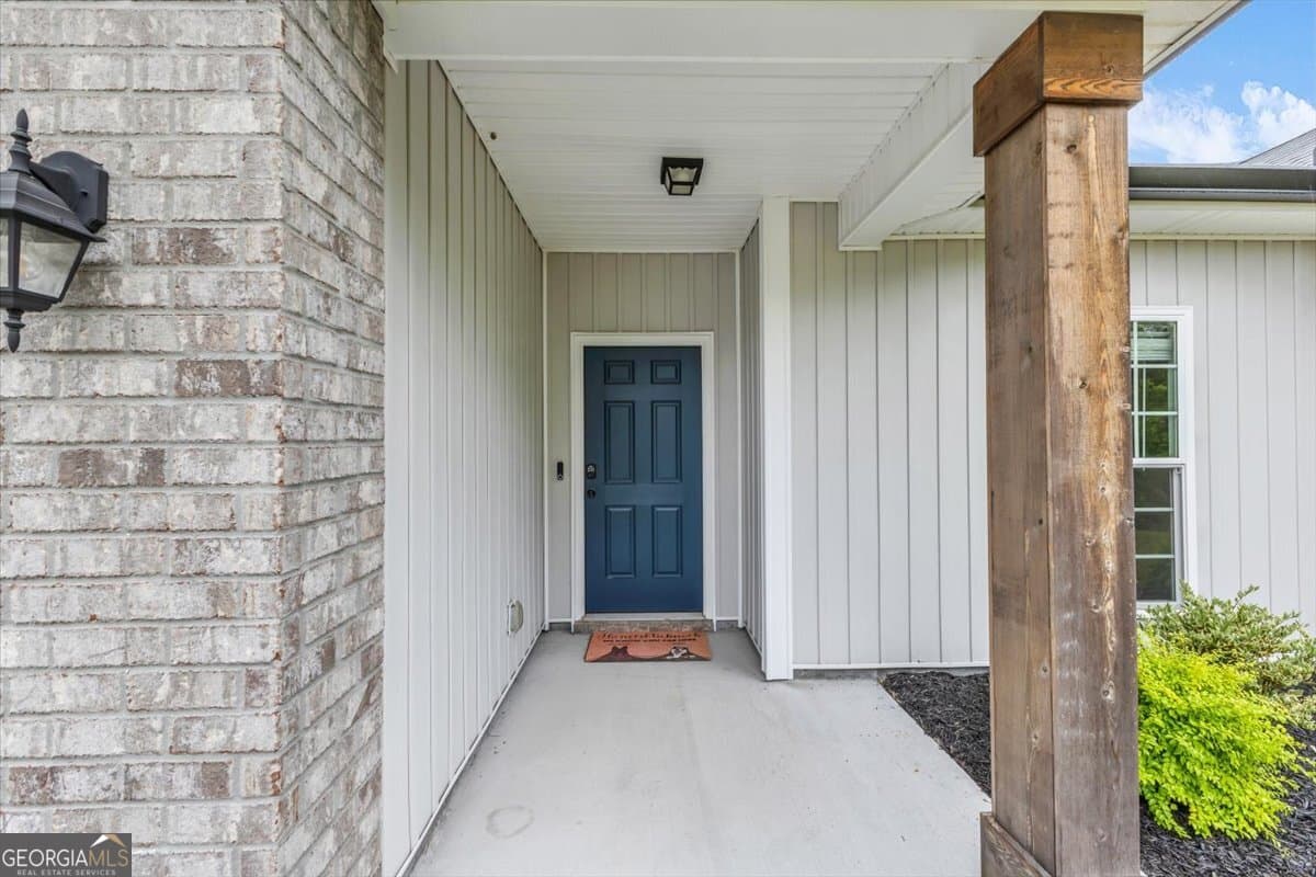 4 bedroom, 2 bathroom, 1,926 sq ft single family residence under contract at 1489 Arnold Drive, Allenhurst, GA 31301 — photo 4