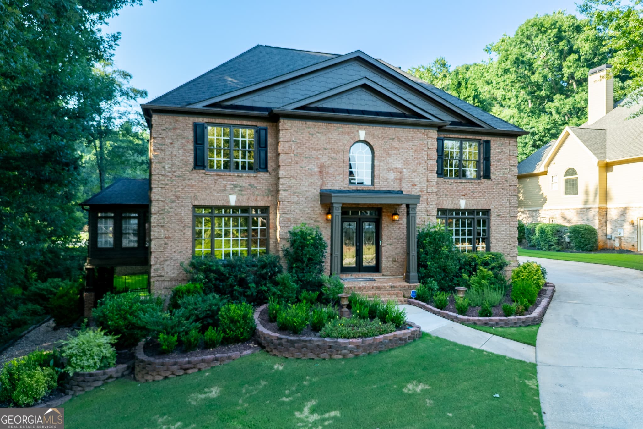5 bedroom, 3.5 bathroom, 4,476 sq ft single family residence for sale at 2758 Pathview Drive, Dacula, GA 30019 — photo 2