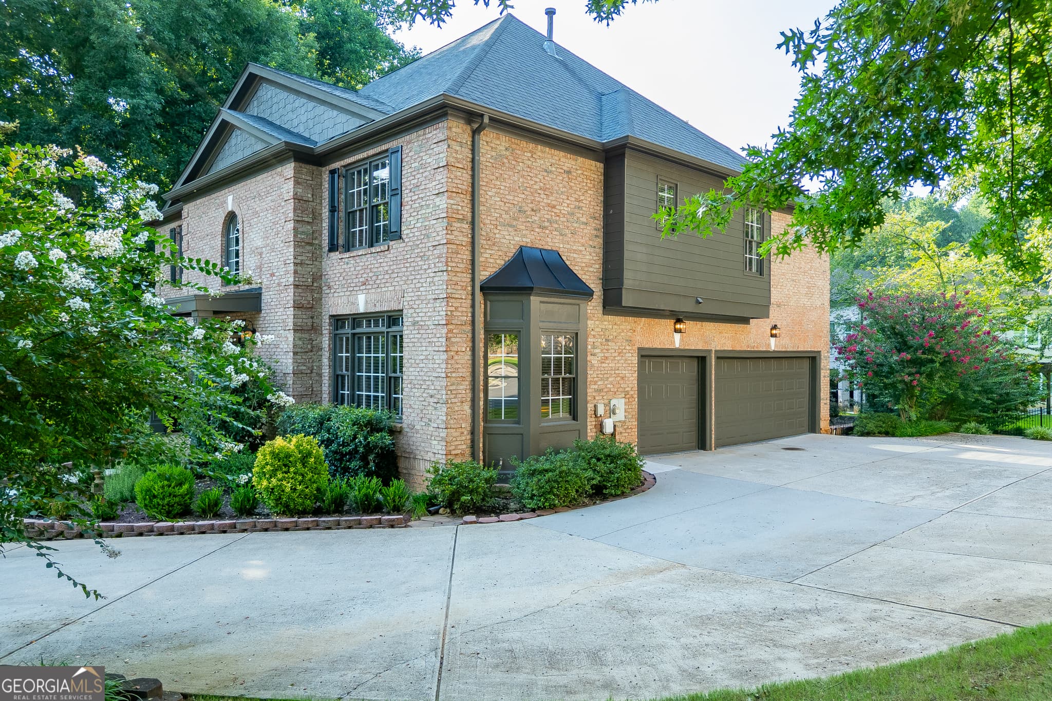 5 bedroom, 3.5 bathroom, 4,476 sq ft single family residence for sale at 2758 Pathview Drive, Dacula, GA 30019 — photo 6