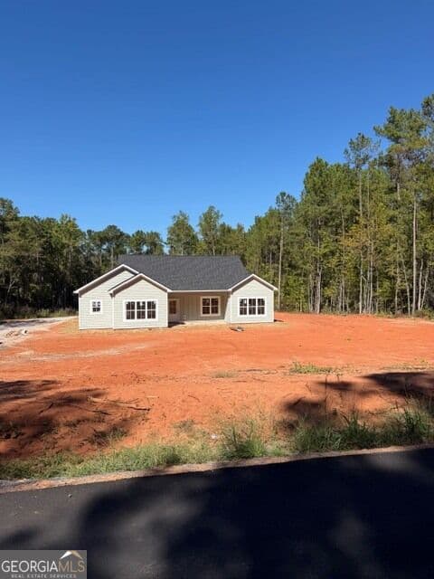 3 bedroom, 2.5 bathroom, 1,597 sq ft single family residence for sale at 364 Edge Road, Forsyth, GA 31029 — photo 2