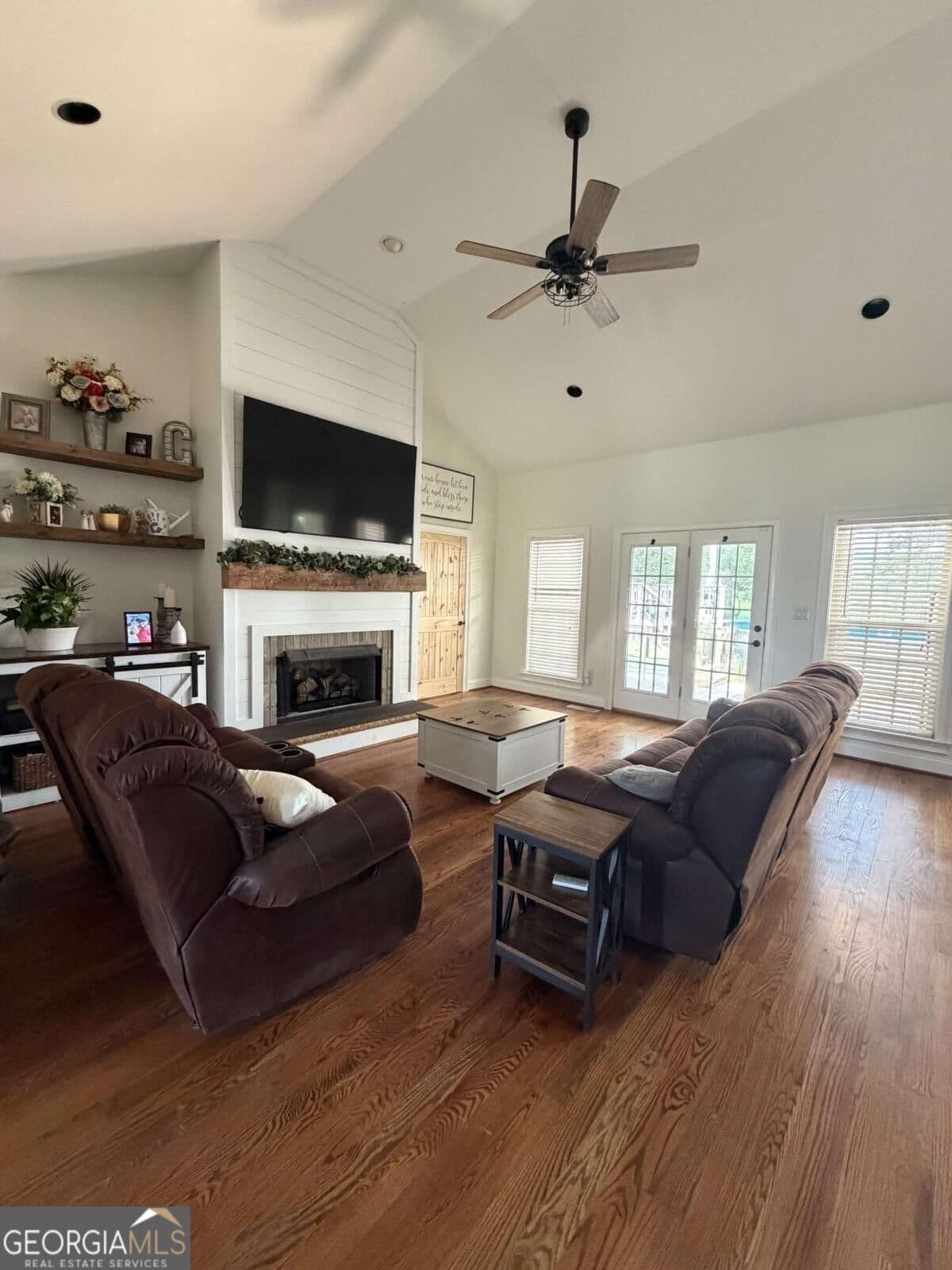 3 bedroom, 2 bathroom, 1,859 sq ft single family residence for sale at 107 Pine Ridge Court, Summerville, GA 30747 — photo 6