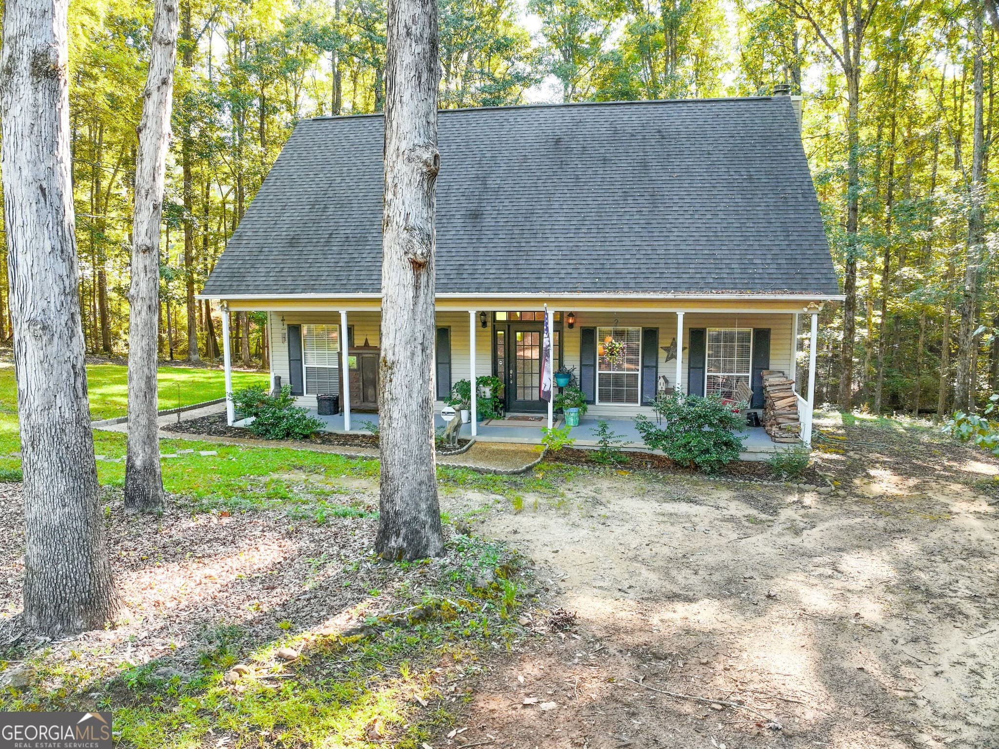 3 bedroom, 2.5 bathroom, 2,330 sq ft single family residence for sale at 1193 County Road 500, Valley, AL 36854