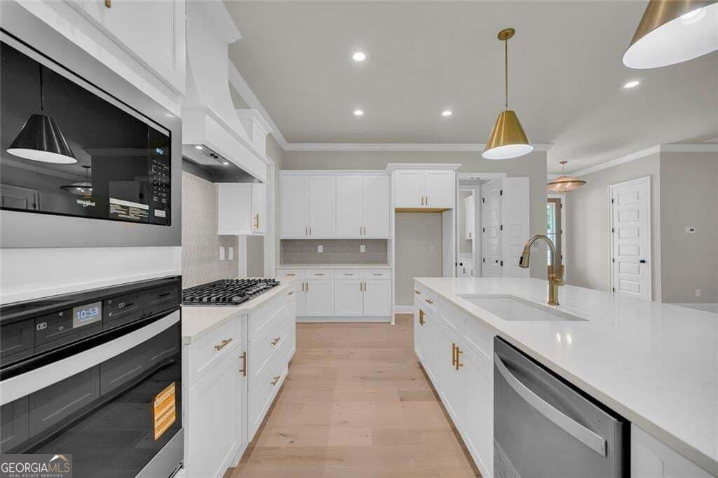 4 bedroom, 4 bathroom, 2,697 sq ft single family residence for sale at 7062 Hammock Trail, Gainesville, GA 30506 — photo 8