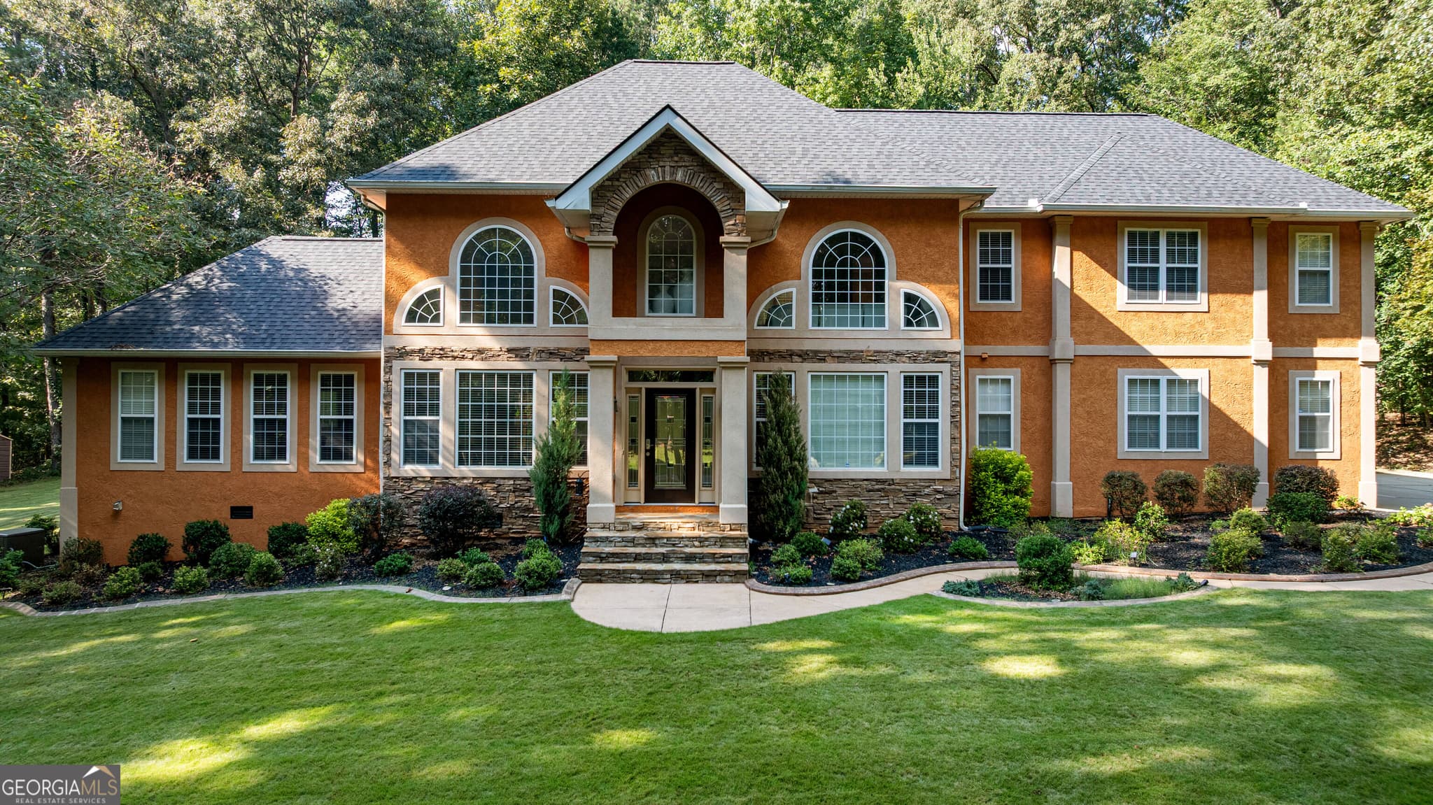5 bedroom, 3.5 bathroom, 4,080 sq ft single family residence for sale at 100 Alexandria Court, Fayetteville, GA 30214 — photo 2