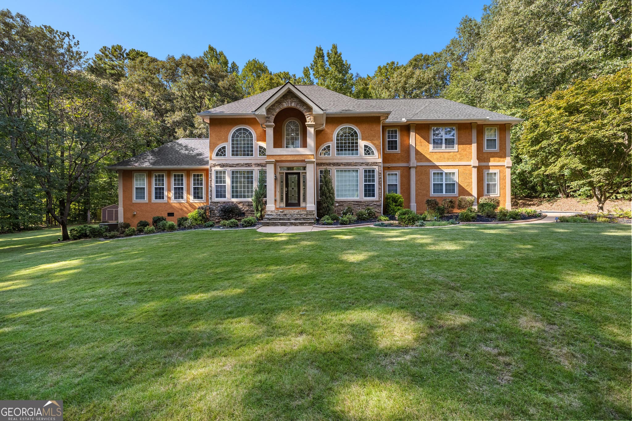 5 bedroom, 3.5 bathroom, 4,080 sq ft single family residence for sale at 100 Alexandria Court, Fayetteville, GA 30214 — photo 1 of 71