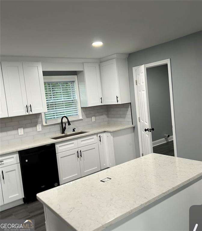 3 bedroom, 2 bathroom, 1,450 sq ft single family residence for sale at 318 Willowwind Drive, Loganville, GA 30052 — photo 9