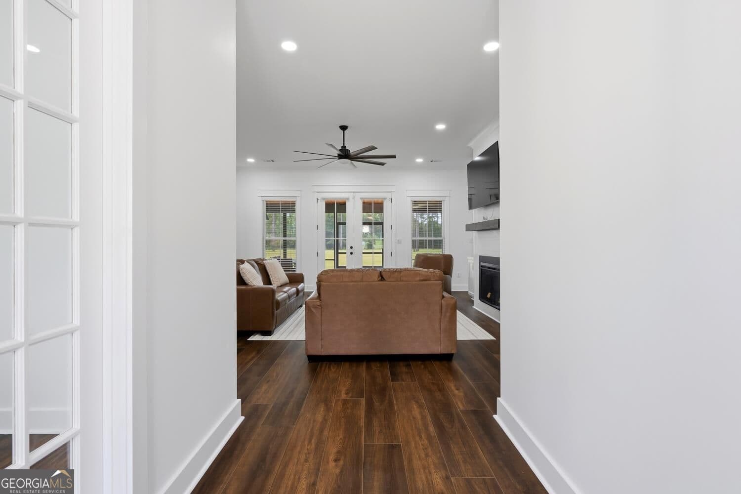 4 bedroom, 4.5 bathroom, 2,809 sq ft single family residence for sale at 174 Evergreen Drive, Cochran, GA 31014 — photo 4