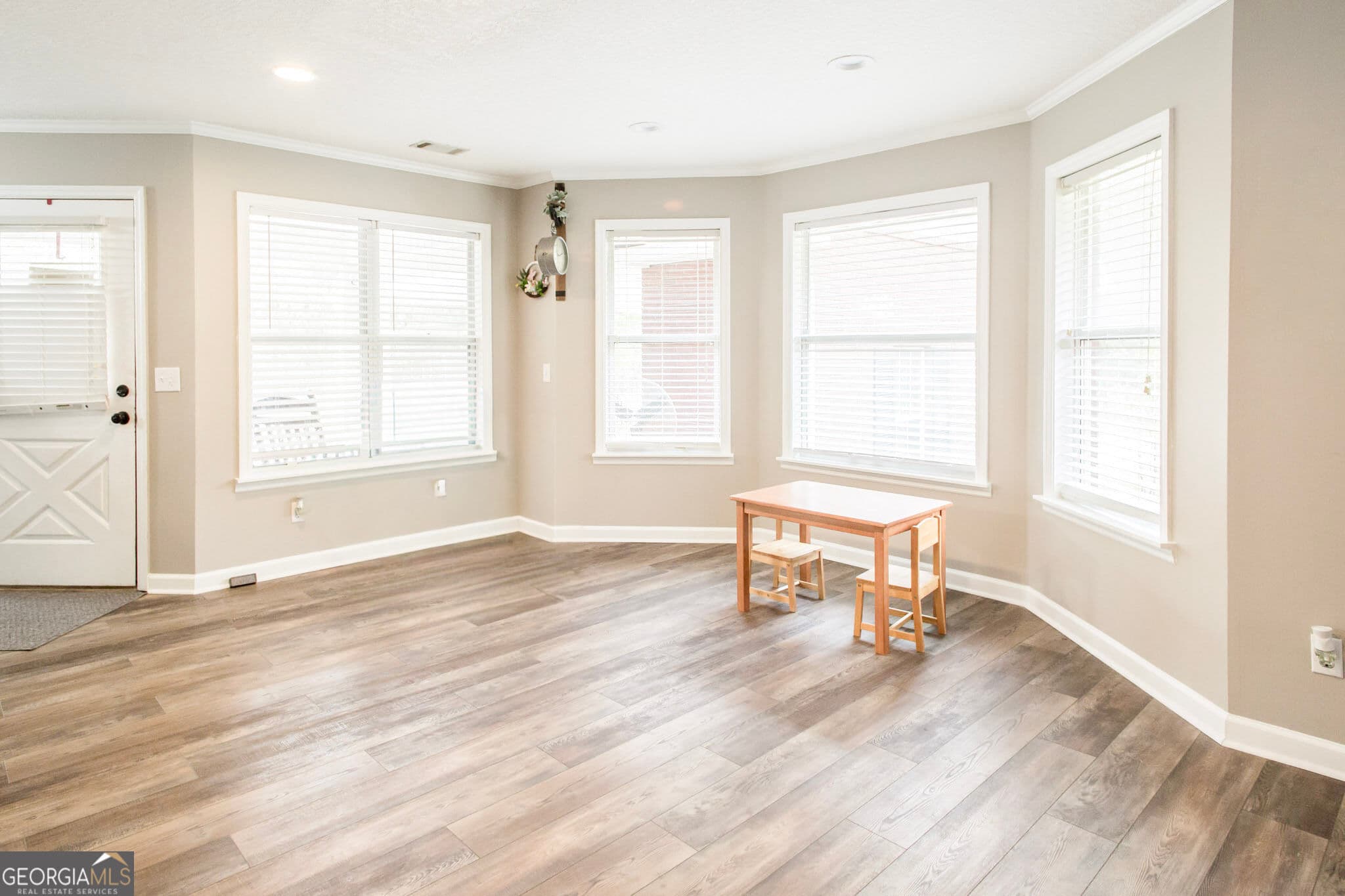 3 bedroom, 2.5 bathroom, 2,097 sq ft single family residence under contract at 752 Old Hortense Road, Hortense, GA 31543 — photo 5
