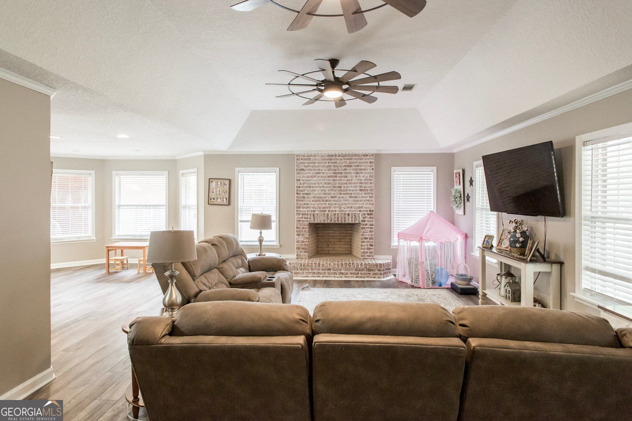 3 bedroom, 2.5 bathroom, 2,097 sq ft single family residence under contract at 752 Old Hortense Road, Hortense, GA 31543 — photo 9