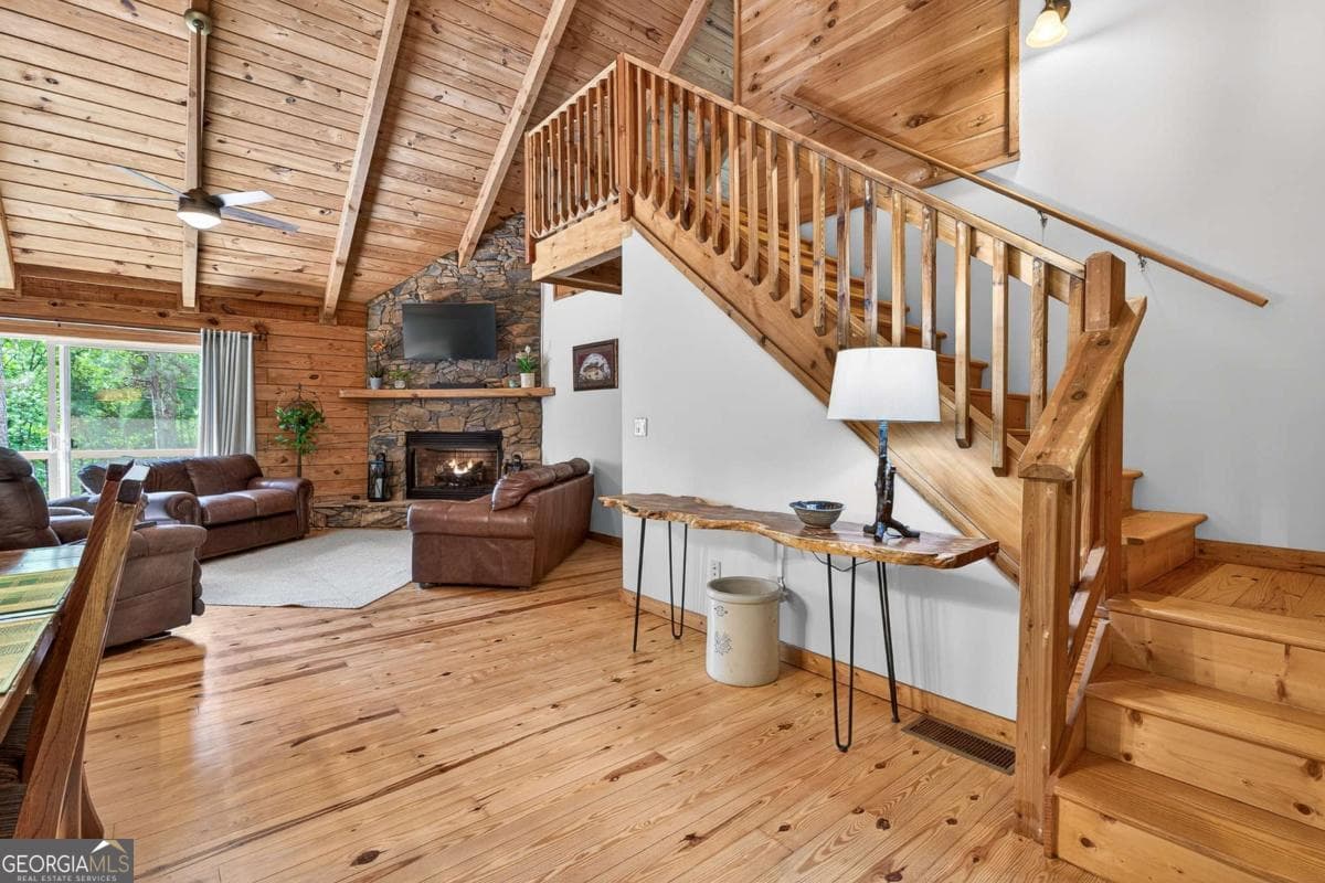 4 bedroom, 3 bathroom, 3,168 sq ft cabin,single family residence for sale at 285 Julep Circle 678R2, Ellijay, GA 30540 — photo 9