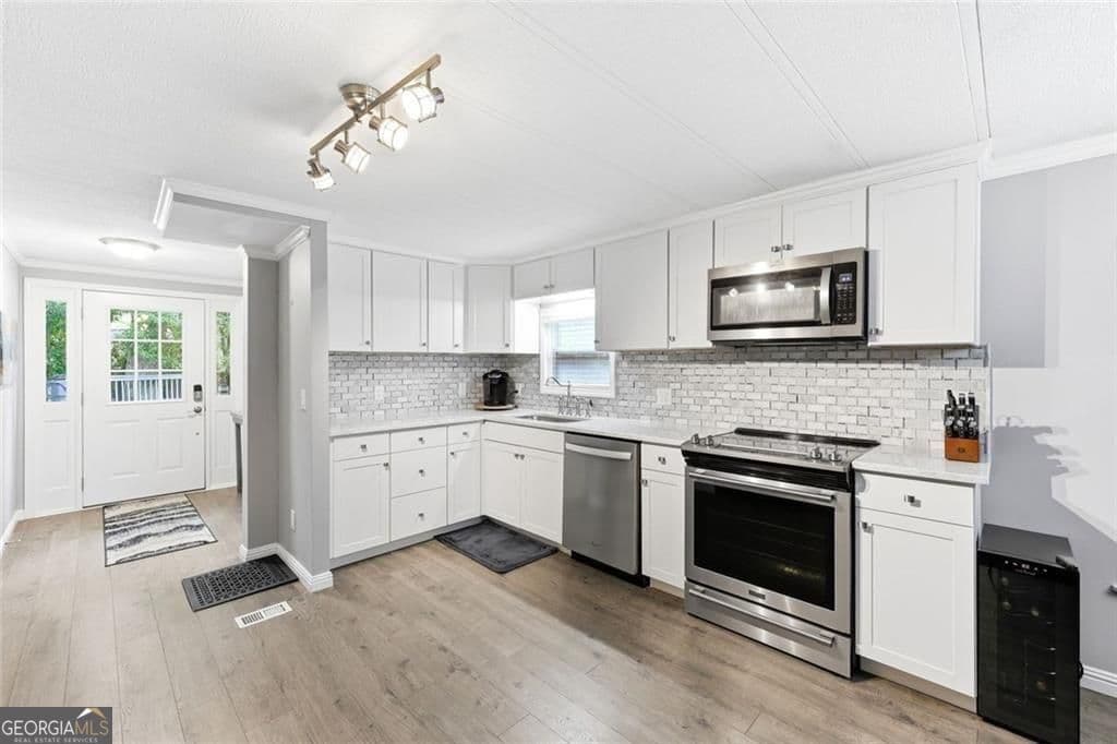 2 bedroom, 2 bathroom, 1,290 sq ft single family residence for sale at 528 Oak Grove Road, Dawsonville, GA 30534 — photo 9