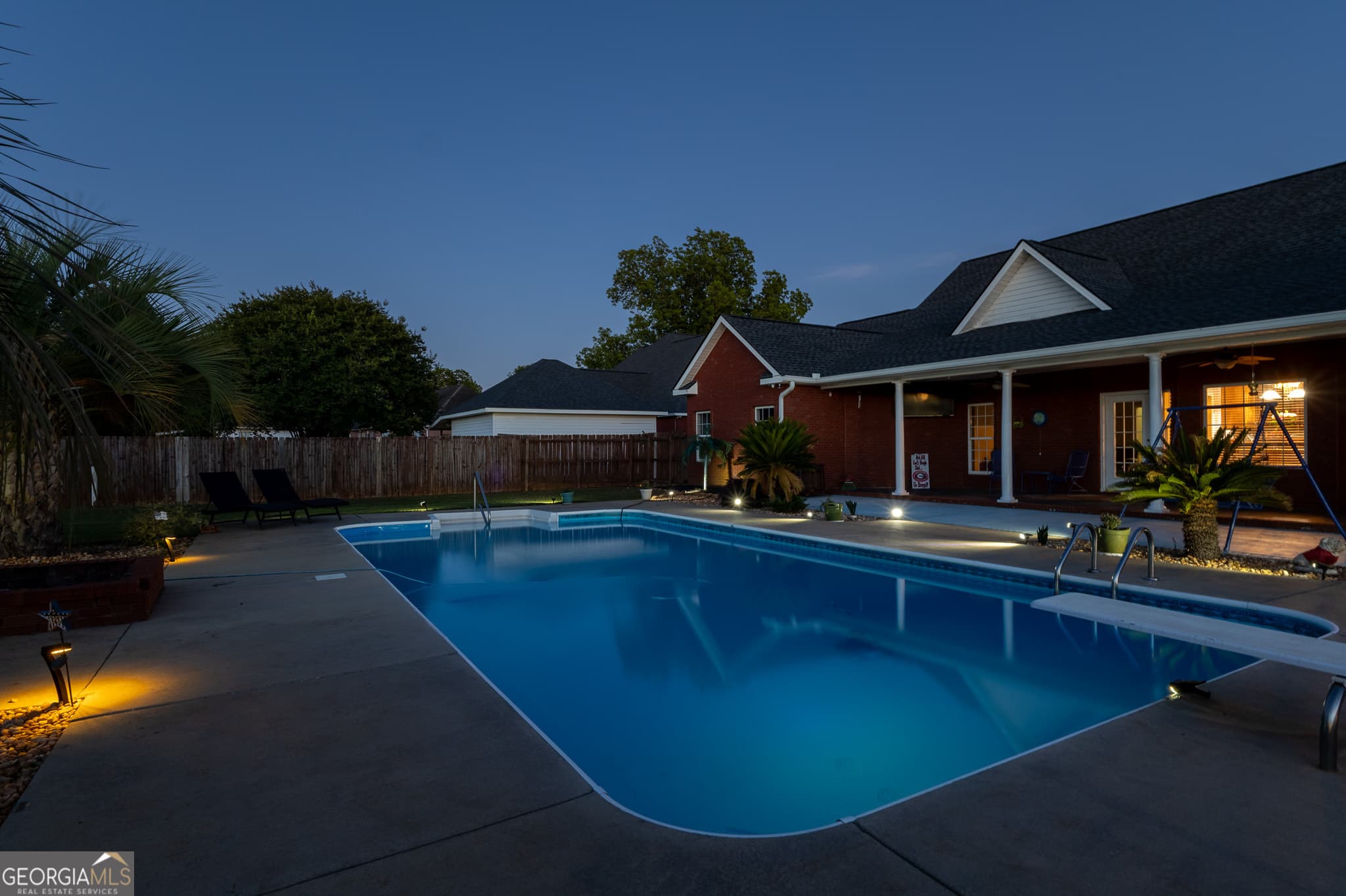 4 bedroom, 3 bathroom, 2,522 sq ft single family residence for sale at 110 Westward Point, Kathleen, GA 31047 — photo 4