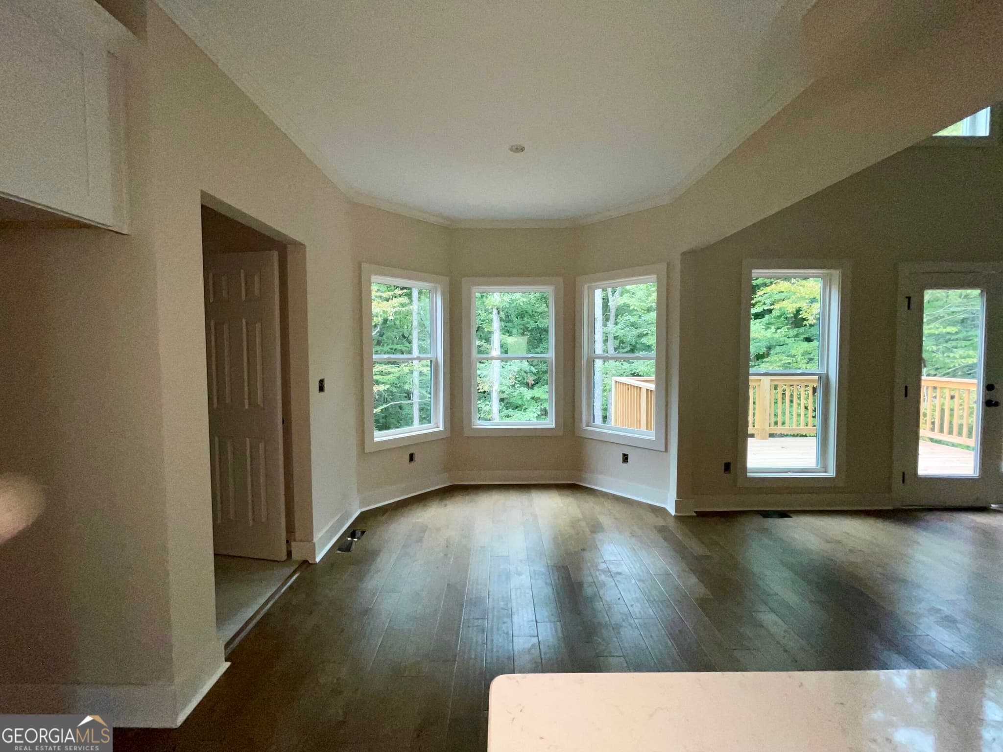 4 bedroom, 4.5 bathroom, 2,400 sq ft single family residence for sale at 450 Ansley Drive, Athens, GA 30605 — photo 8