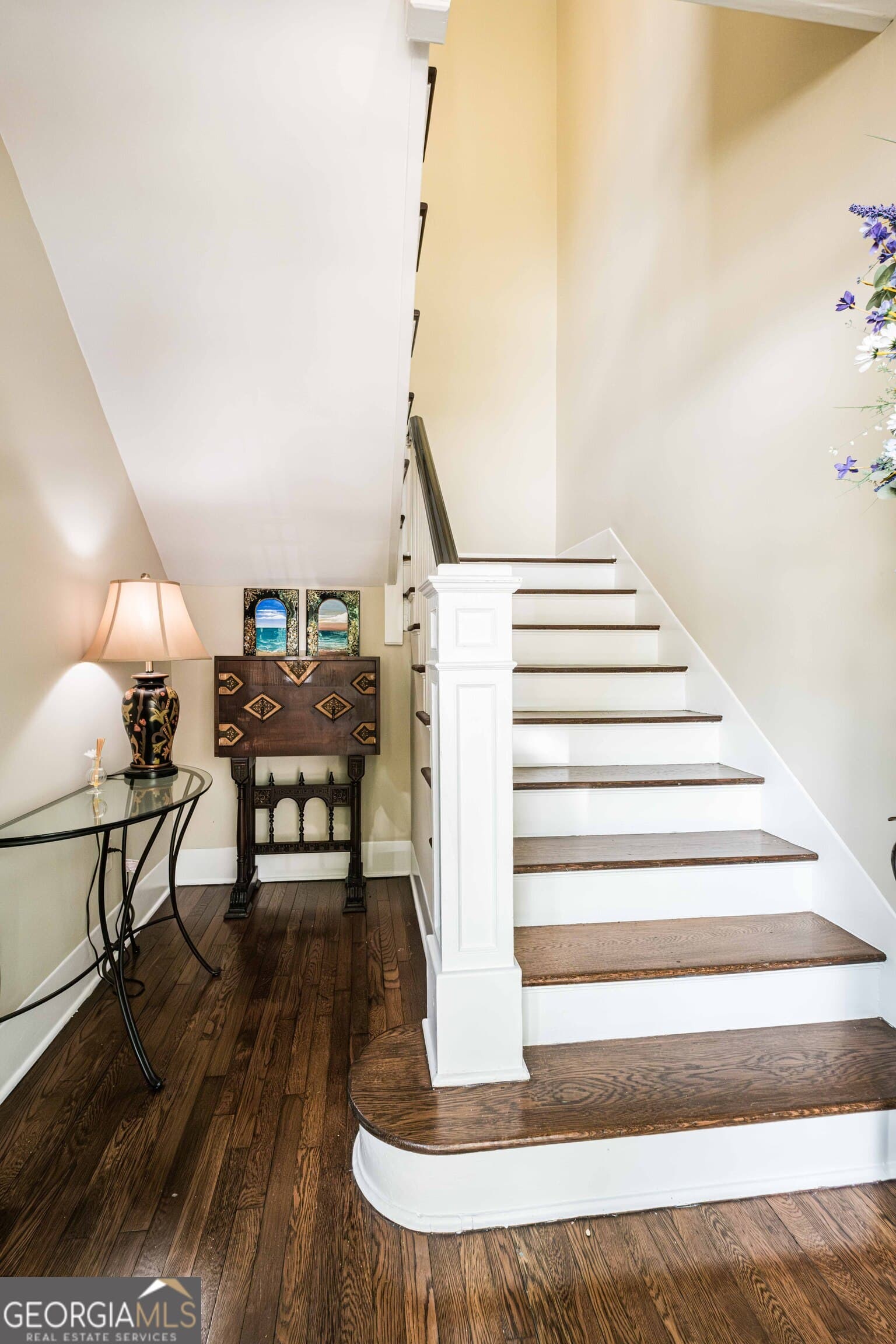 4 bedroom, 3 bathroom, 2,952 sq ft single family residence for sale at 309 E 34th Street, Savannah, GA 31401 — photo 3