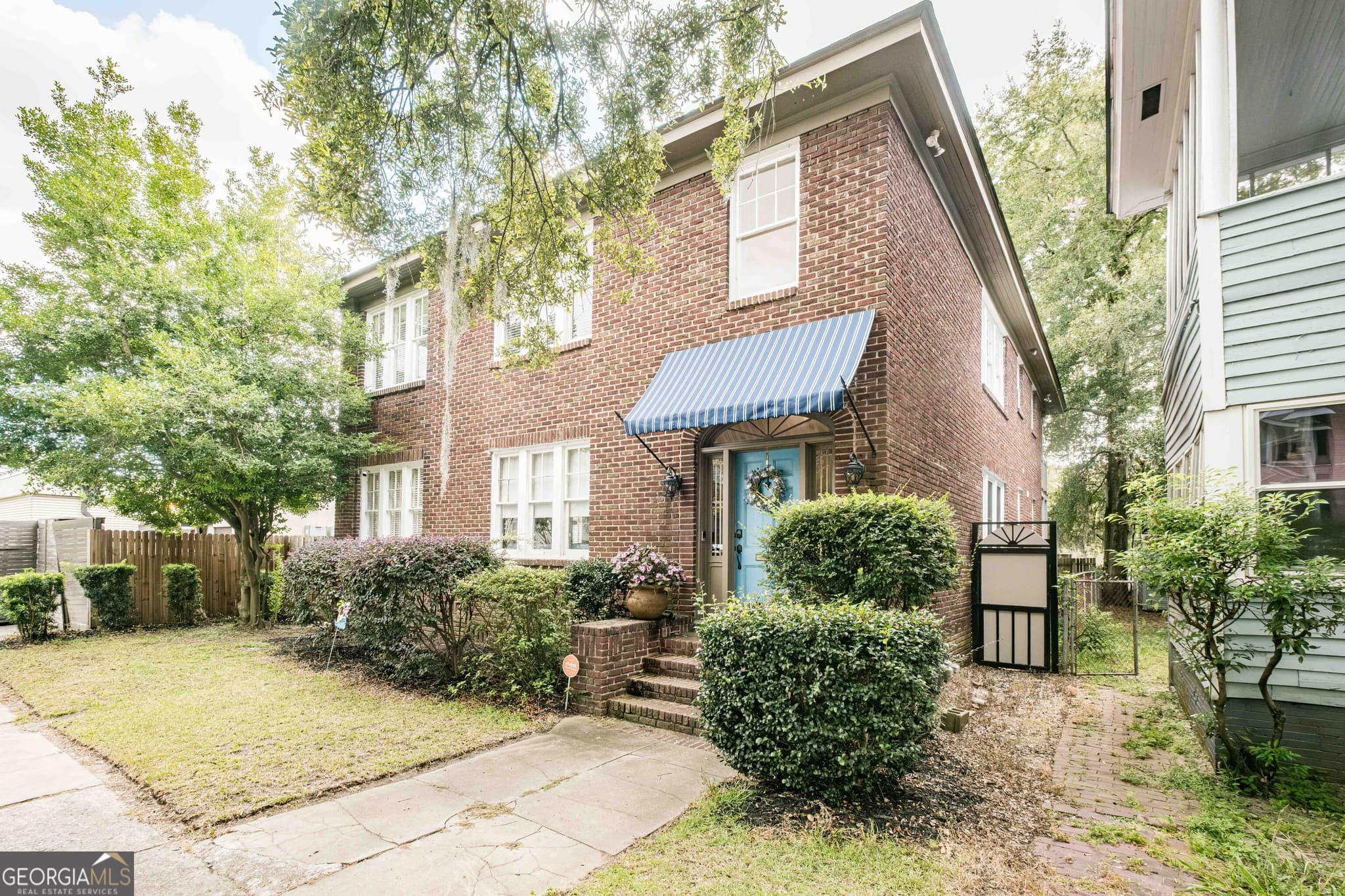 4 bedroom, 3 bathroom, 2,952 sq ft single family residence for sale at 309 E 34th Street, Savannah, GA 31401