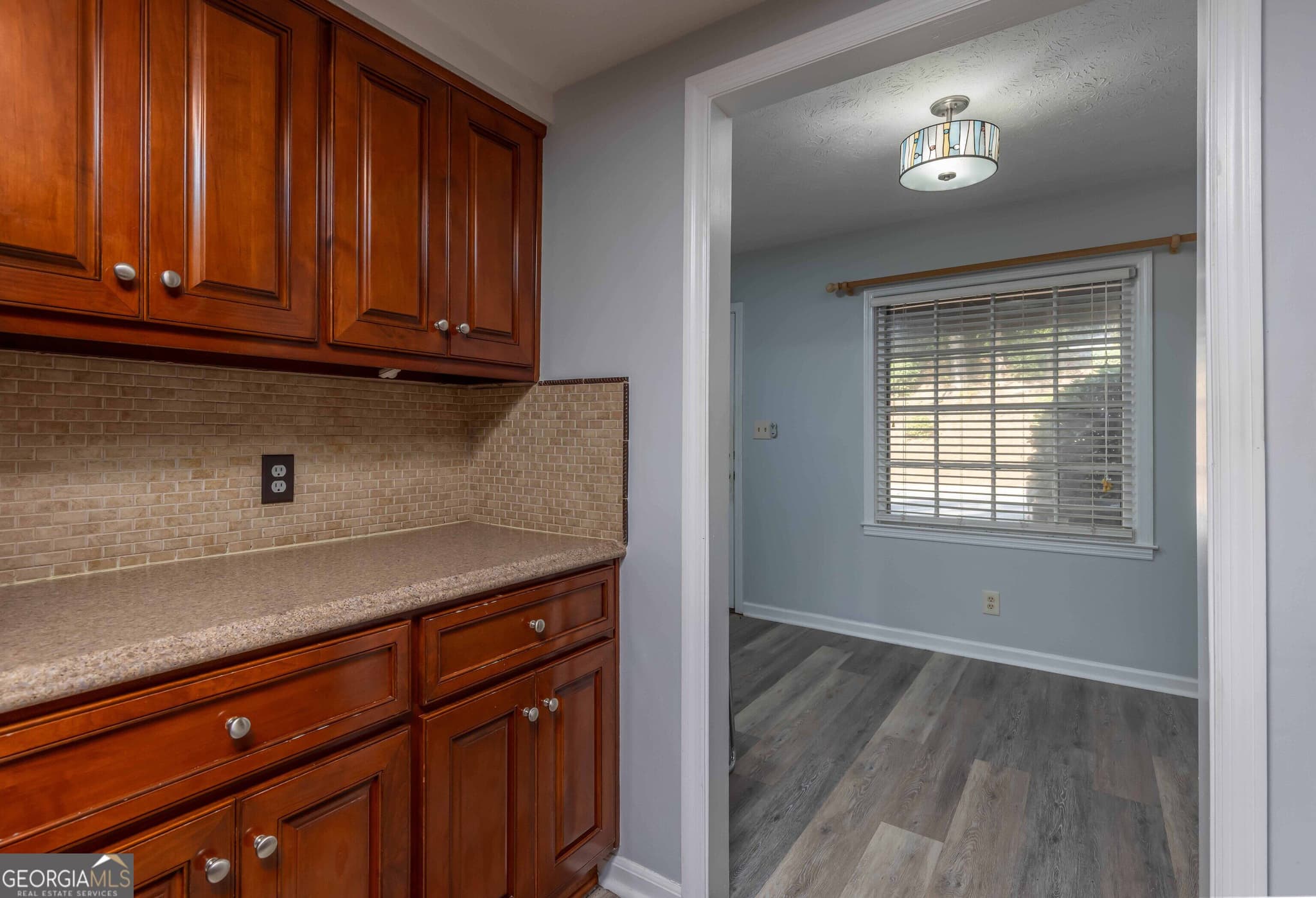 3 bedroom, 2.5 bathroom, 1,920 sq ft condominium under contract at 6101 River Road, Columbus, GA 31904 — photo 6
