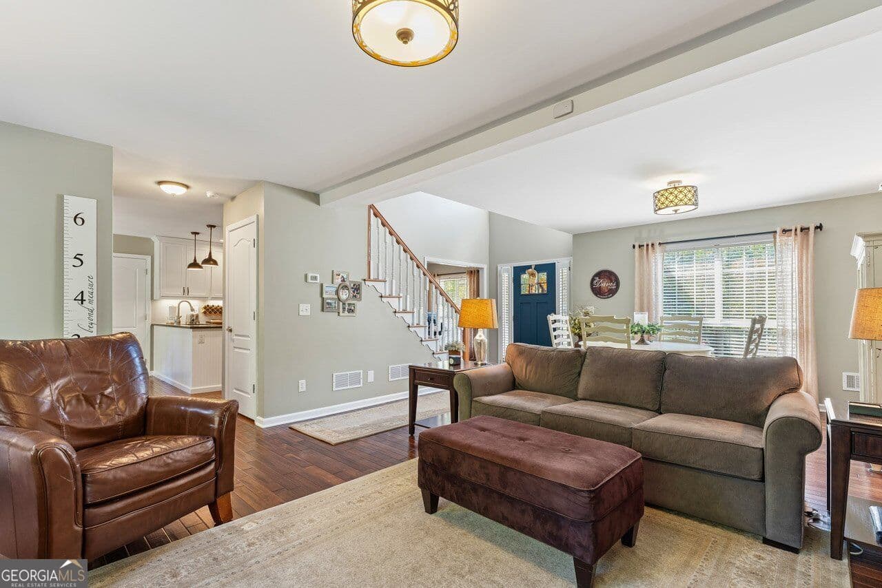 4 bedroom, 2.5 bathroom, 1,989 sq ft single family residence for sale at 1123 River Green Court, Mcdonough, GA 30252 — photo 6