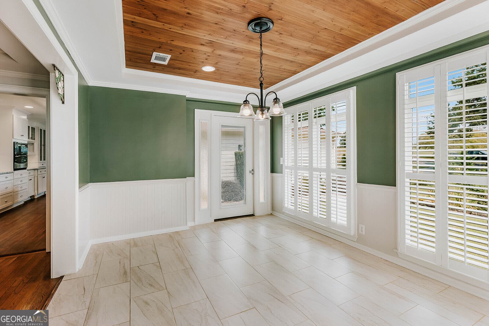 3 bedroom, 2 bathroom, 2,322 sq ft single family residence for sale at 1740 Old Buckhead Road, Madison, GA 30650 — photo 9