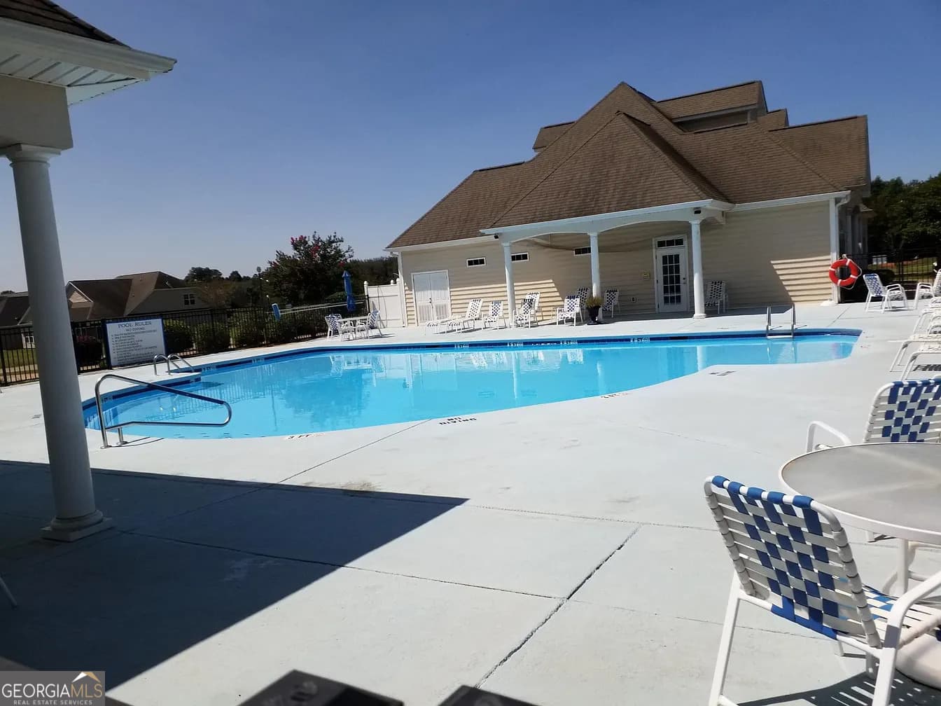 2 bedroom, 2 bathroom, 1,361 sq ft single family residence for sale at 2101 Quail Ridge Lane, Perry, GA 31069 — photo 3