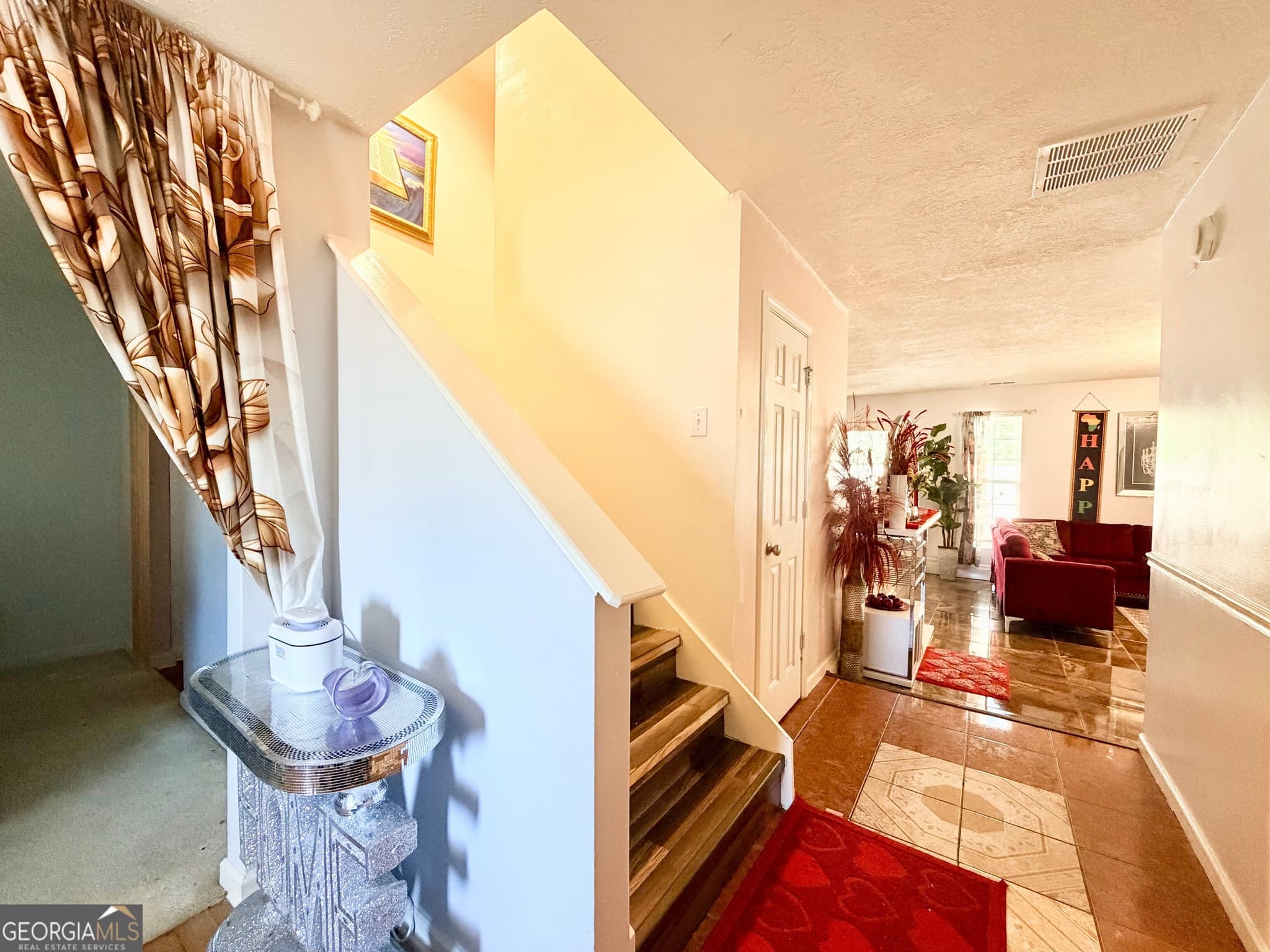 6 bedroom, 3.5 bathroom, 2,901 sq ft single family residence for sale at 7187 Walton Hill, Fairburn, GA 30213 — photo 8