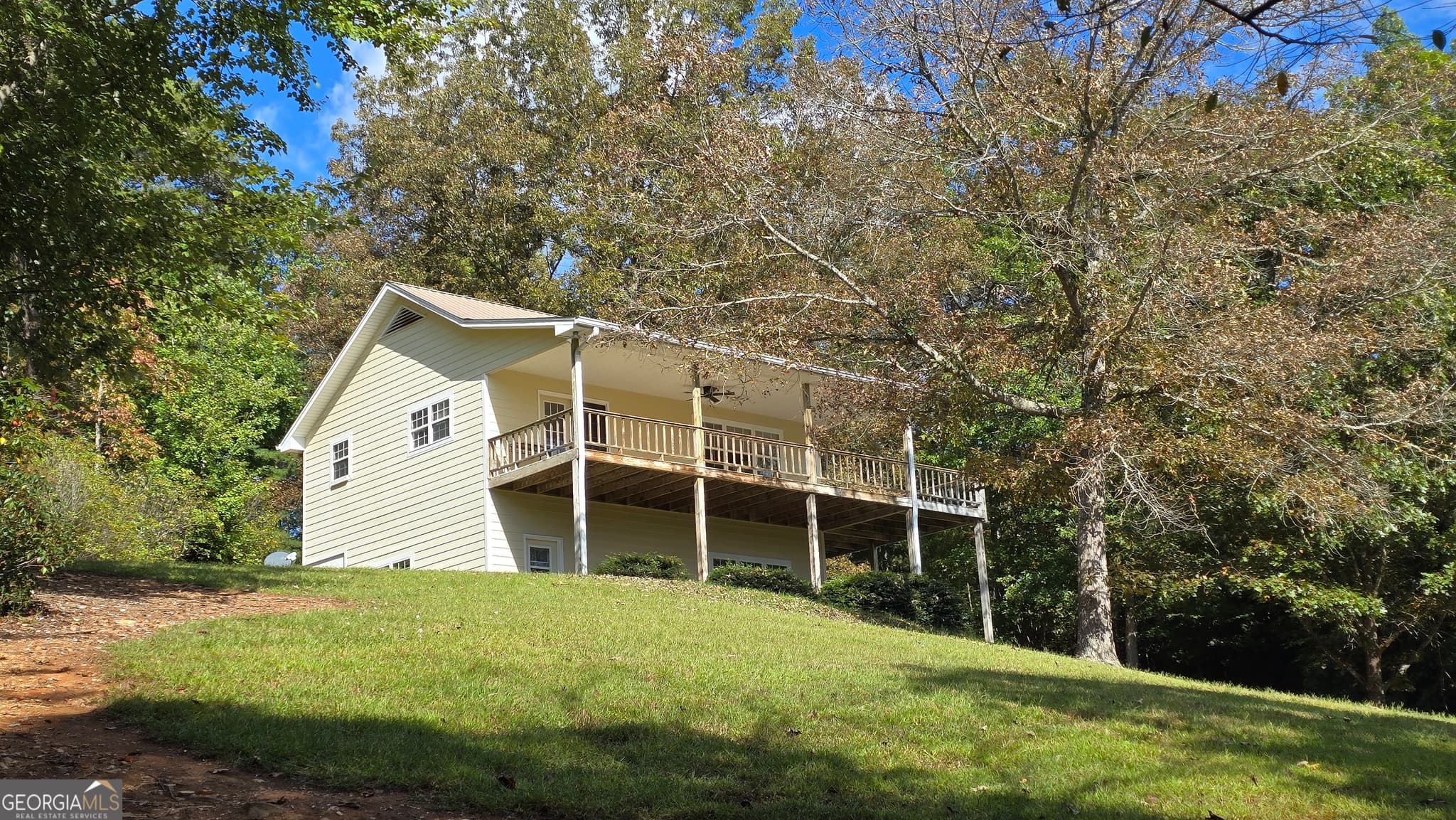 2 bedroom, 2 bathroom cabin,single family residence for sale at 2575 Highway 66, Young Harris, GA 30582 — photo 6