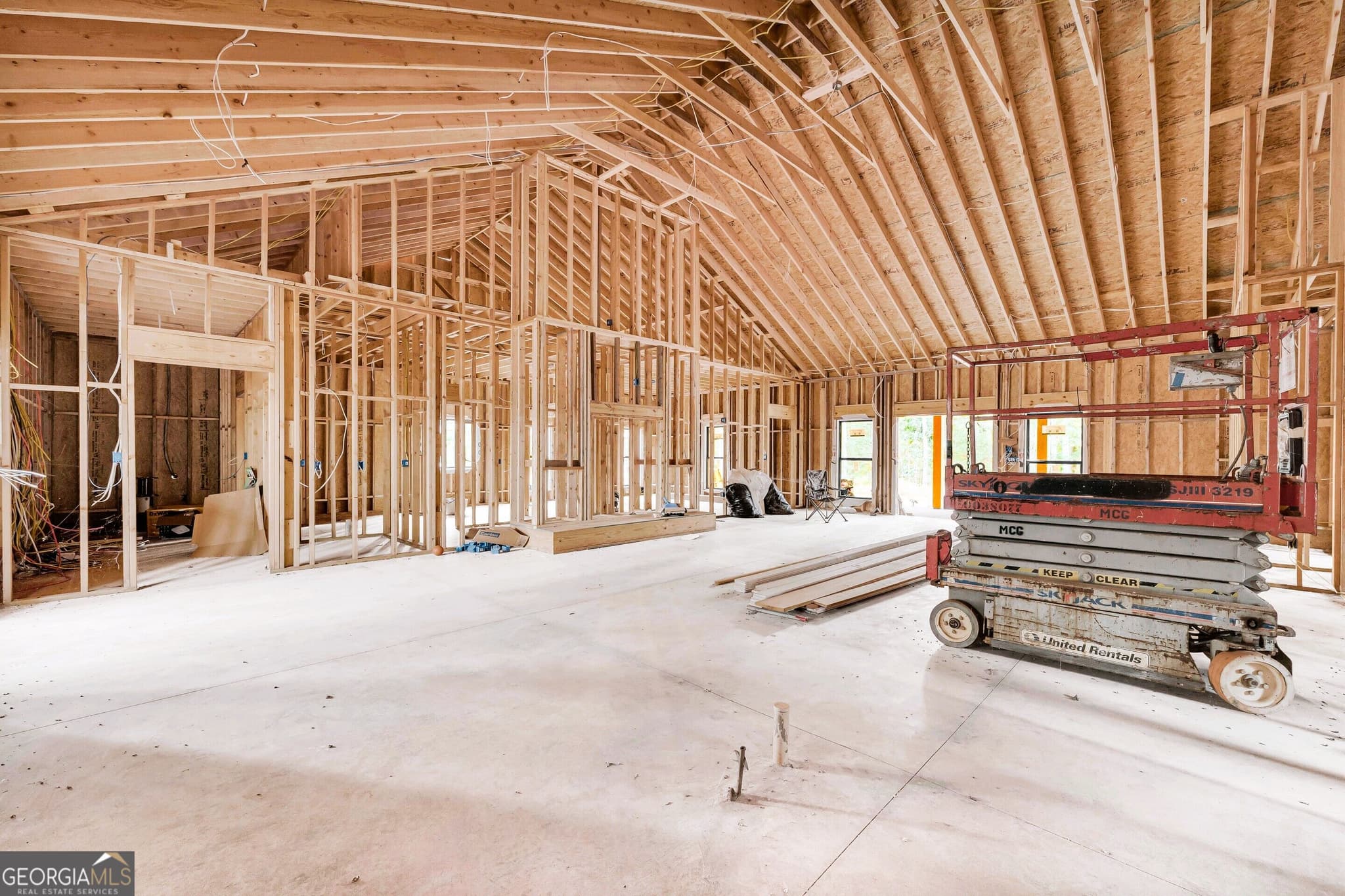 3 bedroom, 2 bathroom, 2,400 sq ft single family residence under contract at 593 Elias P Jenkins Road, Hartwell, GA 30643 — photo 6