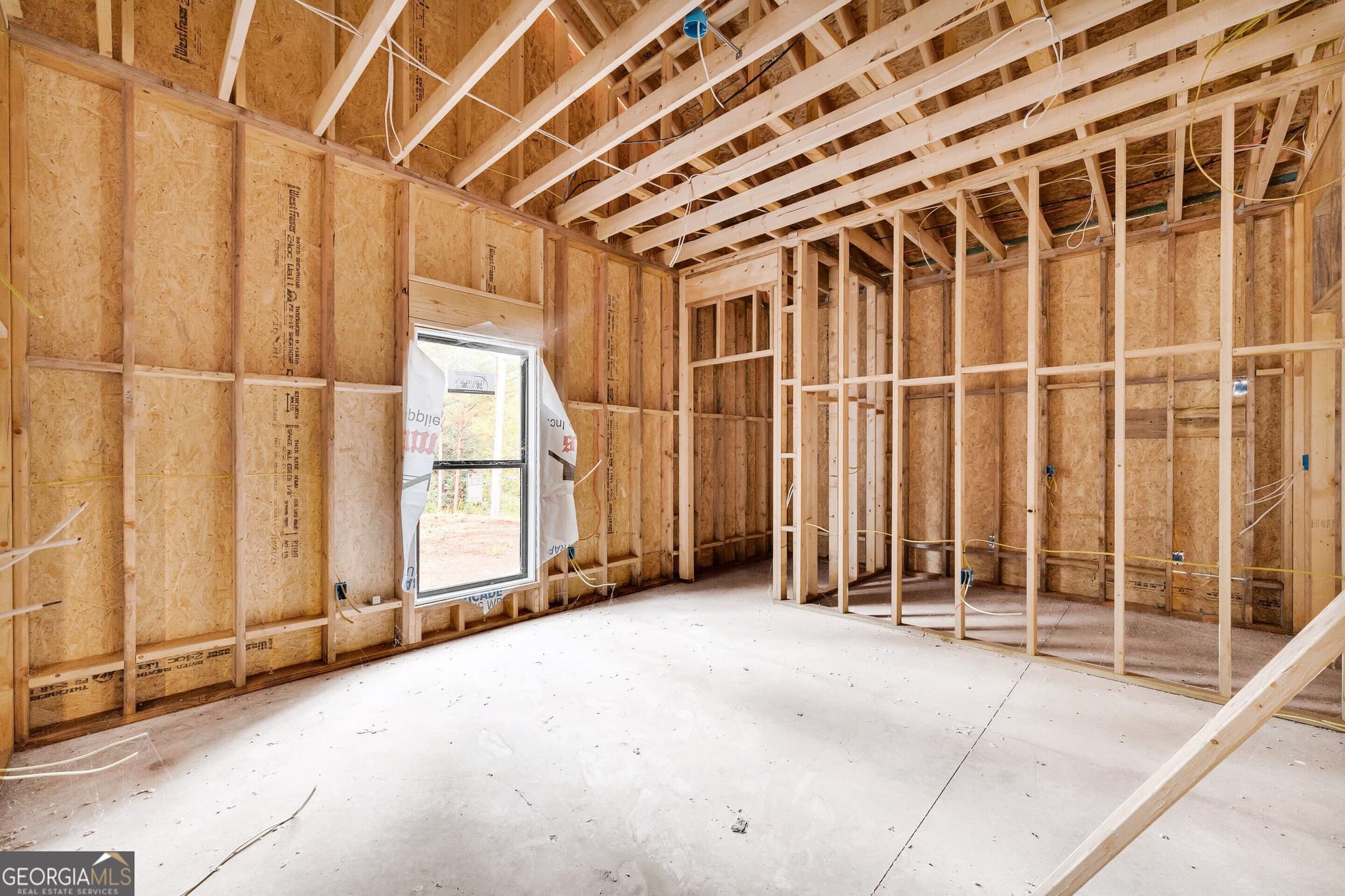 3 bedroom, 2 bathroom, 2,400 sq ft single family residence under contract at 593 Elias P Jenkins Road, Hartwell, GA 30643 — photo 8