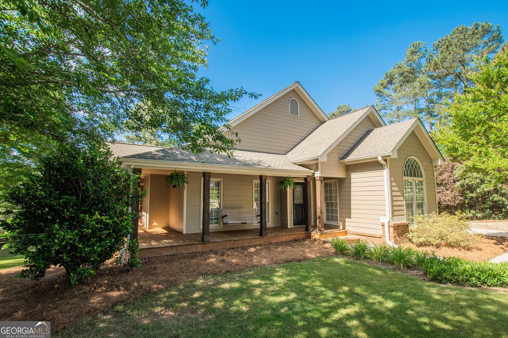 4 bedroom, 2 bathroom, 2,686 sq ft single family residence for sale at 3279 Wages Circle, Dacula, GA 30019 — photo 1 of 59