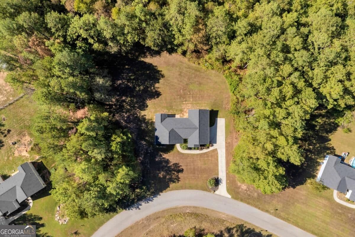 3 bedroom, 2 bathroom, 1,476 sq ft single family residence for sale at 118 Terrace Circle, Lexington, GA 30648 — photo 7