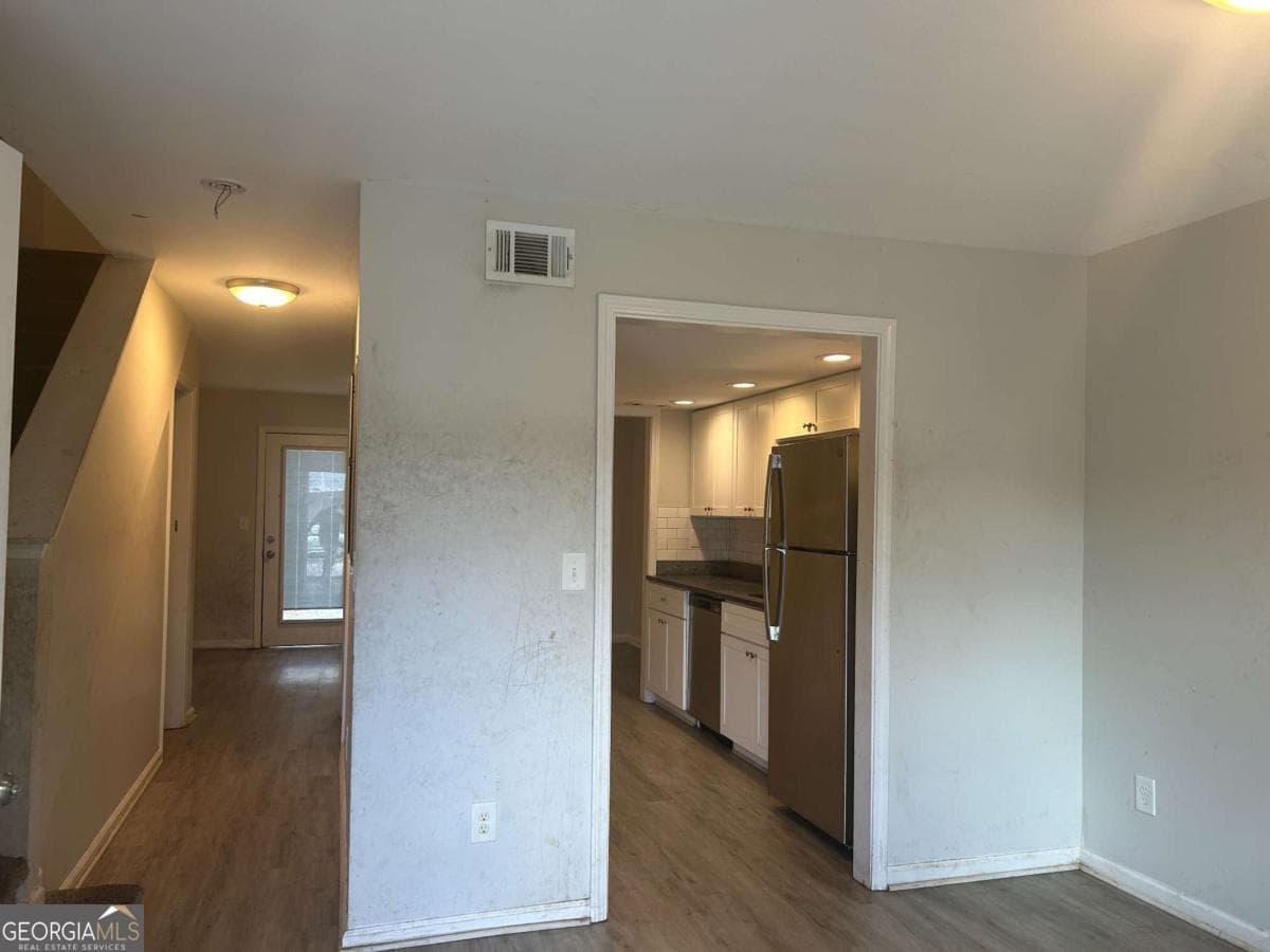 2 bedroom, 1.5 bathroom, 1,728 sq ft townhouse for sale at 2604 Campbellton Road 4C, Atlanta, GA 30311 — photo 2