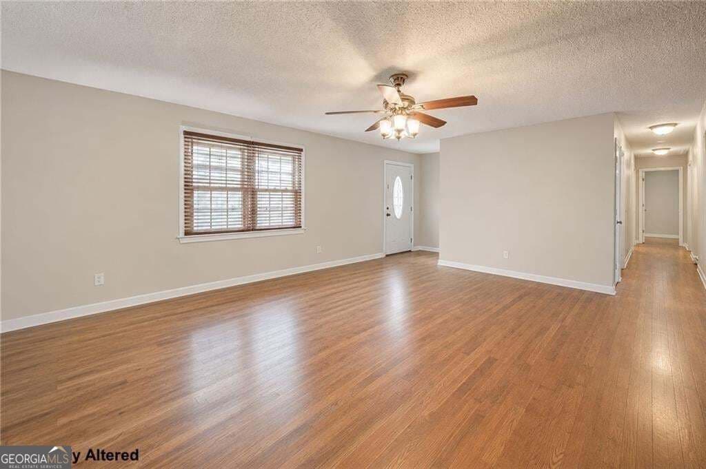 3 bedroom, 3 bathroom, 2,296 sq ft single family residence for sale at 1268 Riverbend Road, Demorest, GA 30535 — photo 5