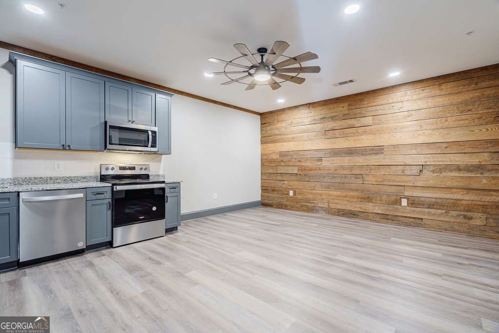 2 bedroom, 2.5 bathroom, 1,238 sq ft condominium for sale at 34 Depot Street 22, Hartwell, GA 30643 — photo 8