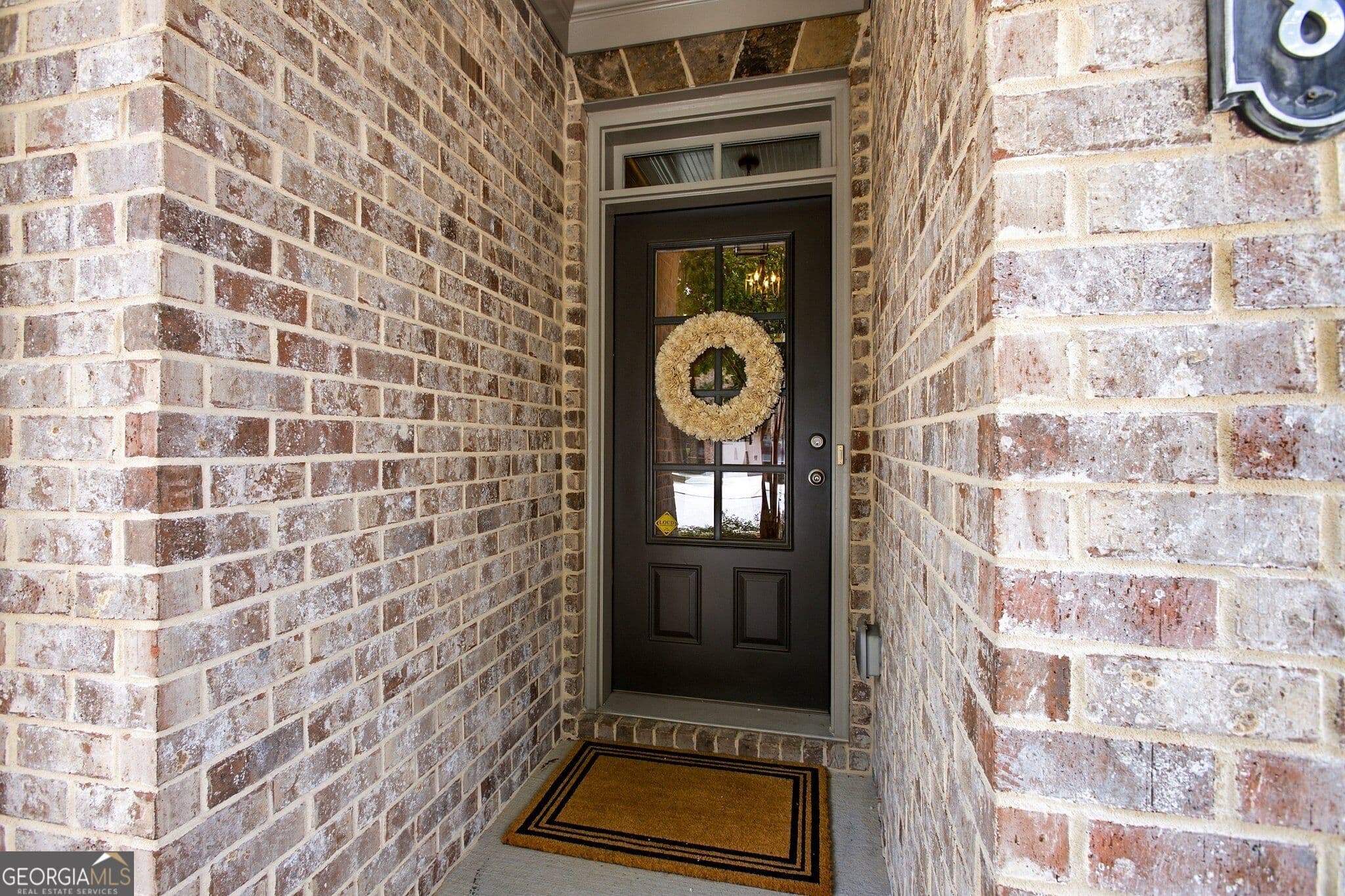 4 bedroom, 3.5 bathroom, 2,516 sq ft townhouse for sale at 2538 Skyland Drive, Brookhaven, GA 30319 — photo 2